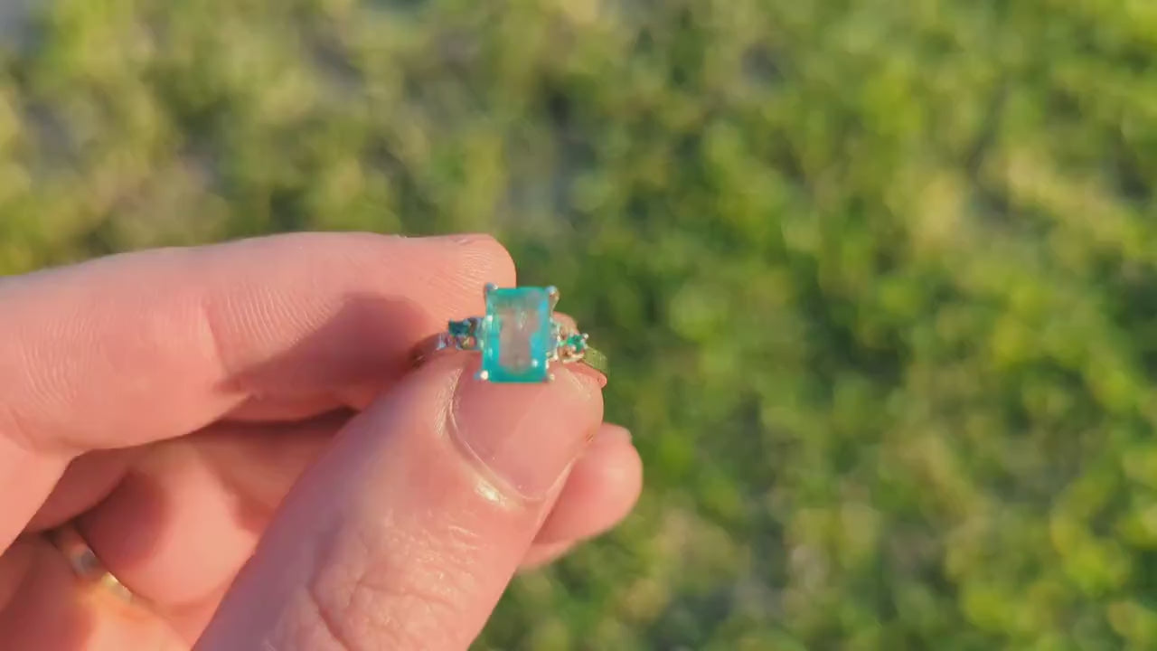 14k Natural Emerald White gold solitaire ring. Genuine Natural Emerald Ring with emerald accents. st(121)