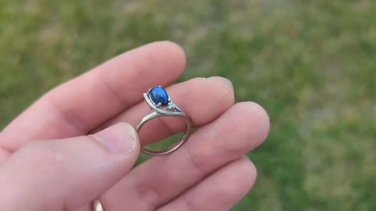 Linde Blue STAR Sapphire Diamond Solitaire  ring. 10k White gold sapphire solitaire. Wrap Around Blue Star Sapphire bypass ring. st(40)