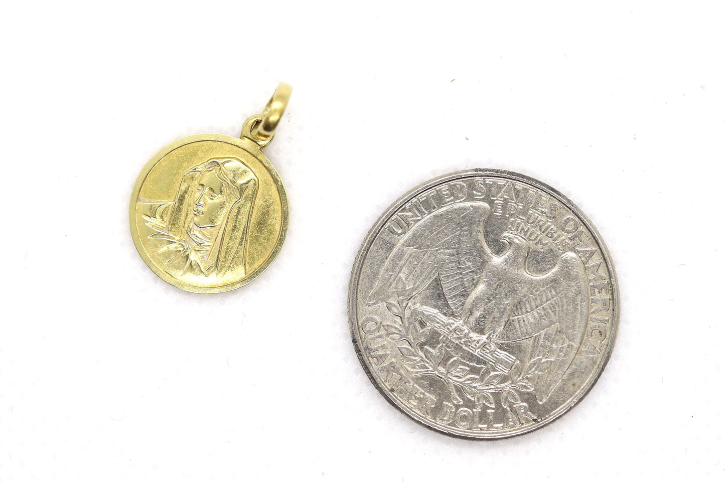 Vintage 14k Yellow Gold Pendant. Madonna Pendant. VIRGIN Mary Pendant. Mother Medallion for Necklace or Medal