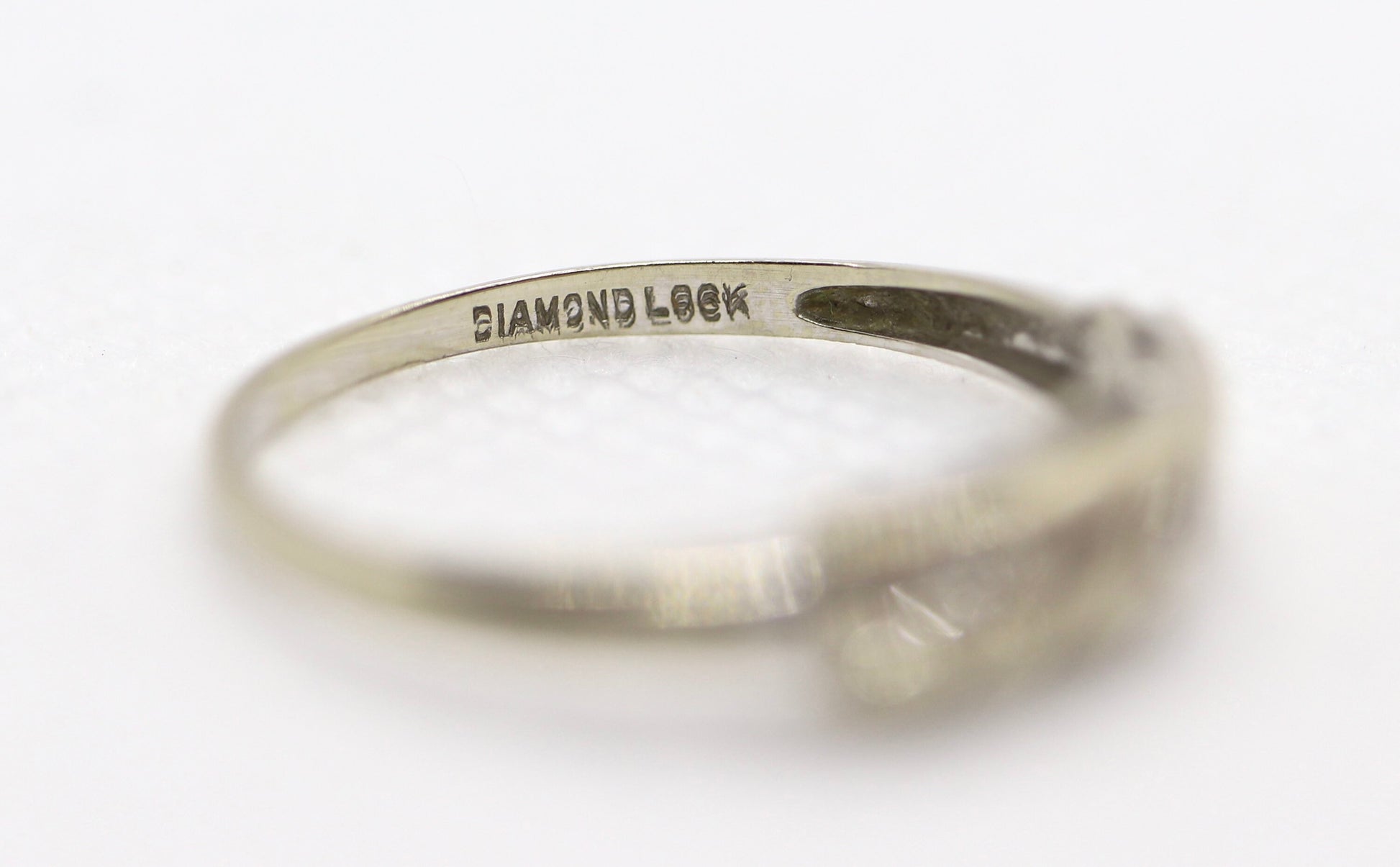Vintage 14K White Gold Wedding Band 2mm. Sz 6.75 Promise band, engagement, gold ring, stackable ring, minimalist