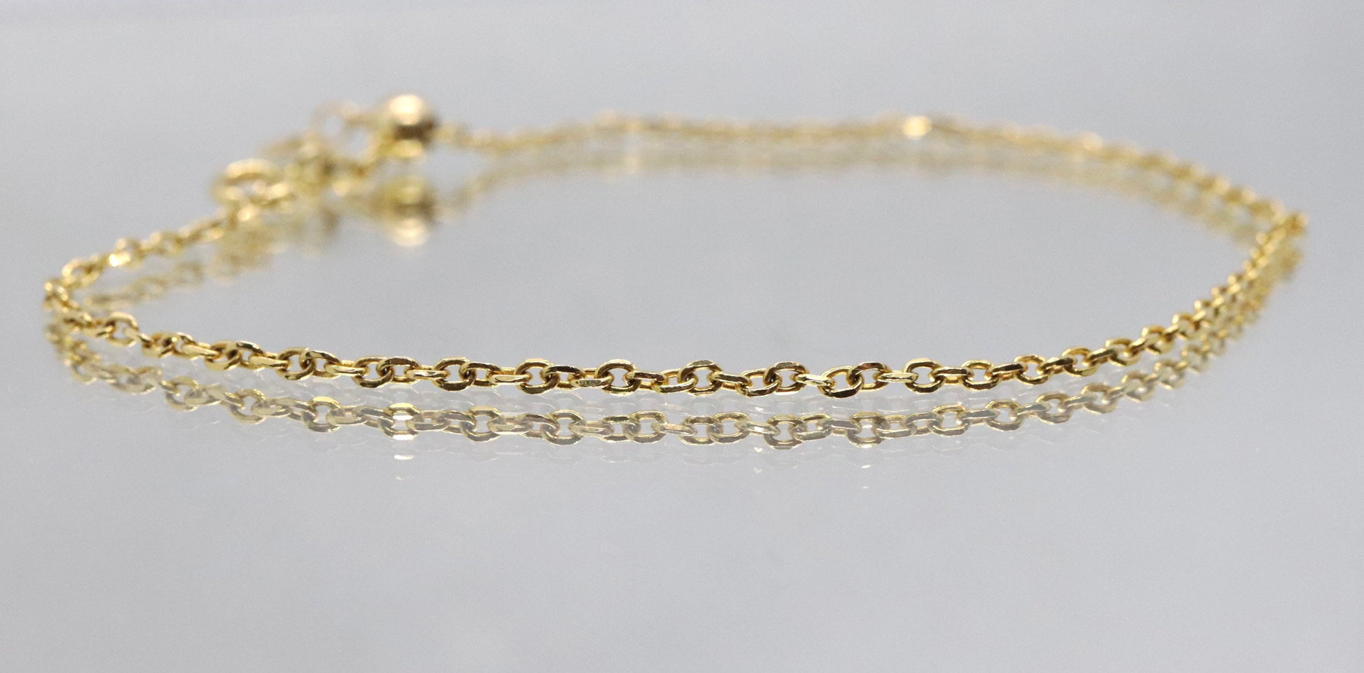 10k Adjustable Slide bracelet. Beautiful heart charm slider slide rolo chain bracelet 8in