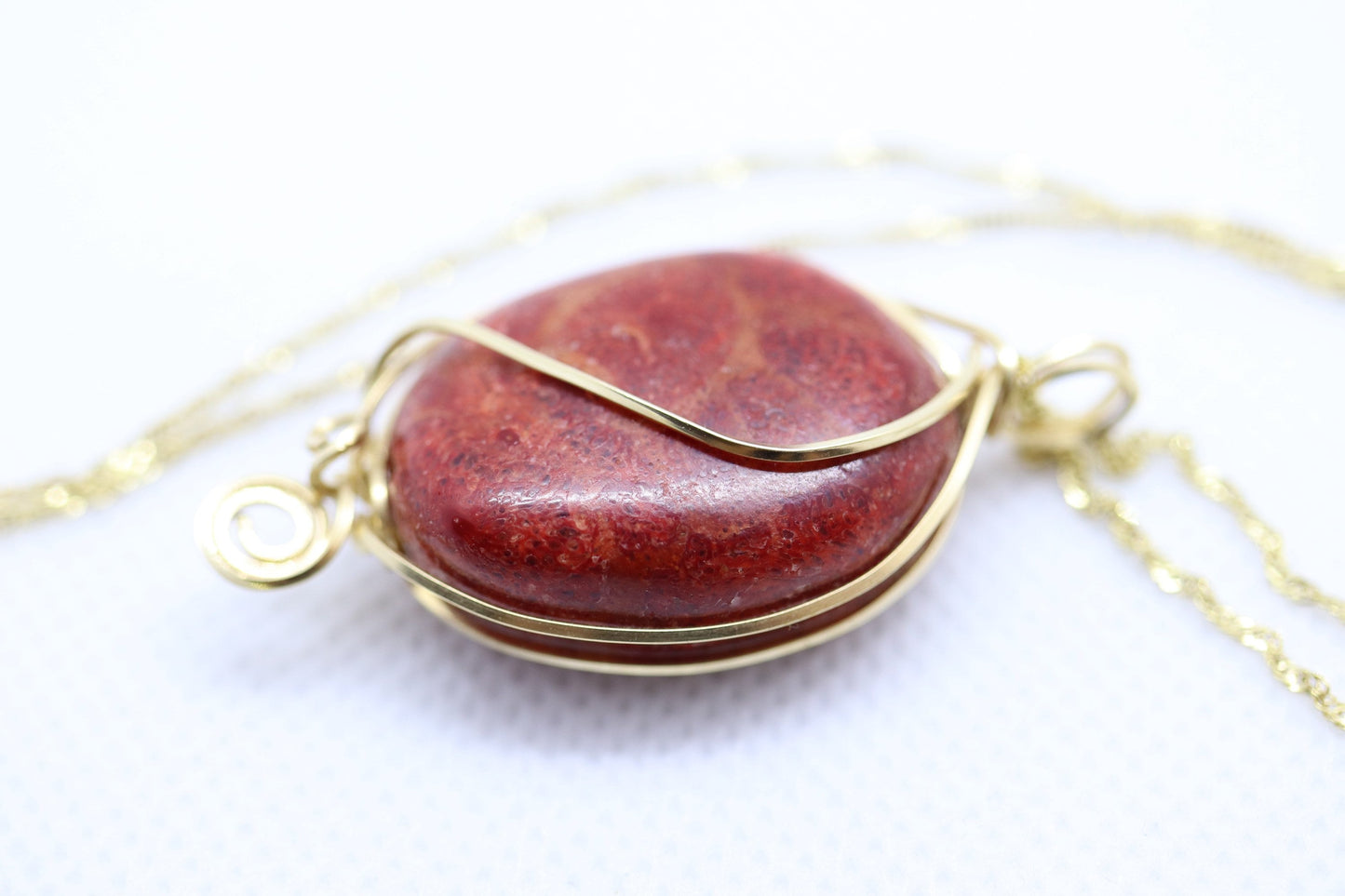 Red Agate Stone wire wrapped 14k. 14k Twisted Curb 24in chain necklace