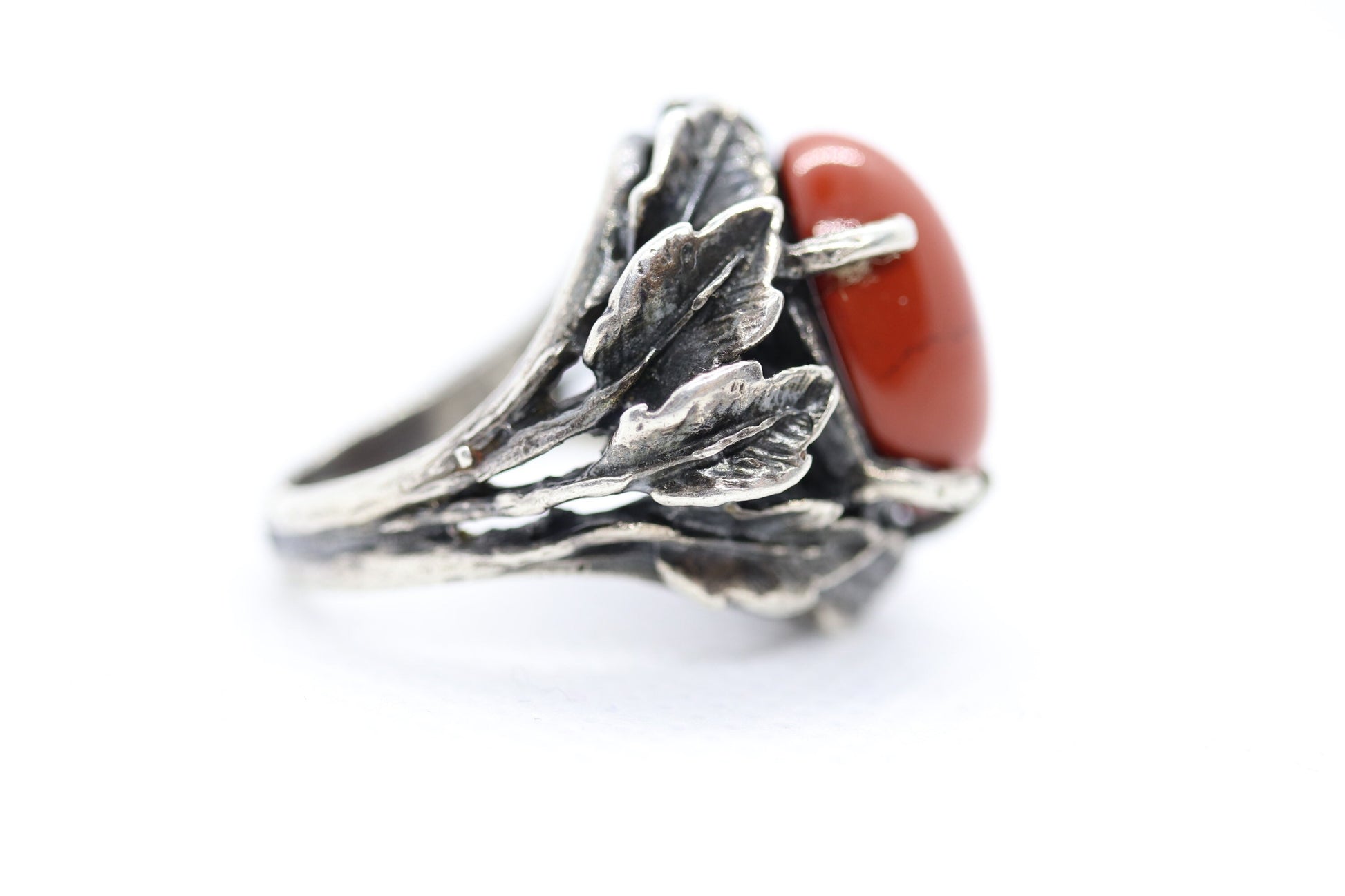 Vintage - Jasper Oval Cabochon - Sterling Silver - leaf motif Ring sz 4.5 women