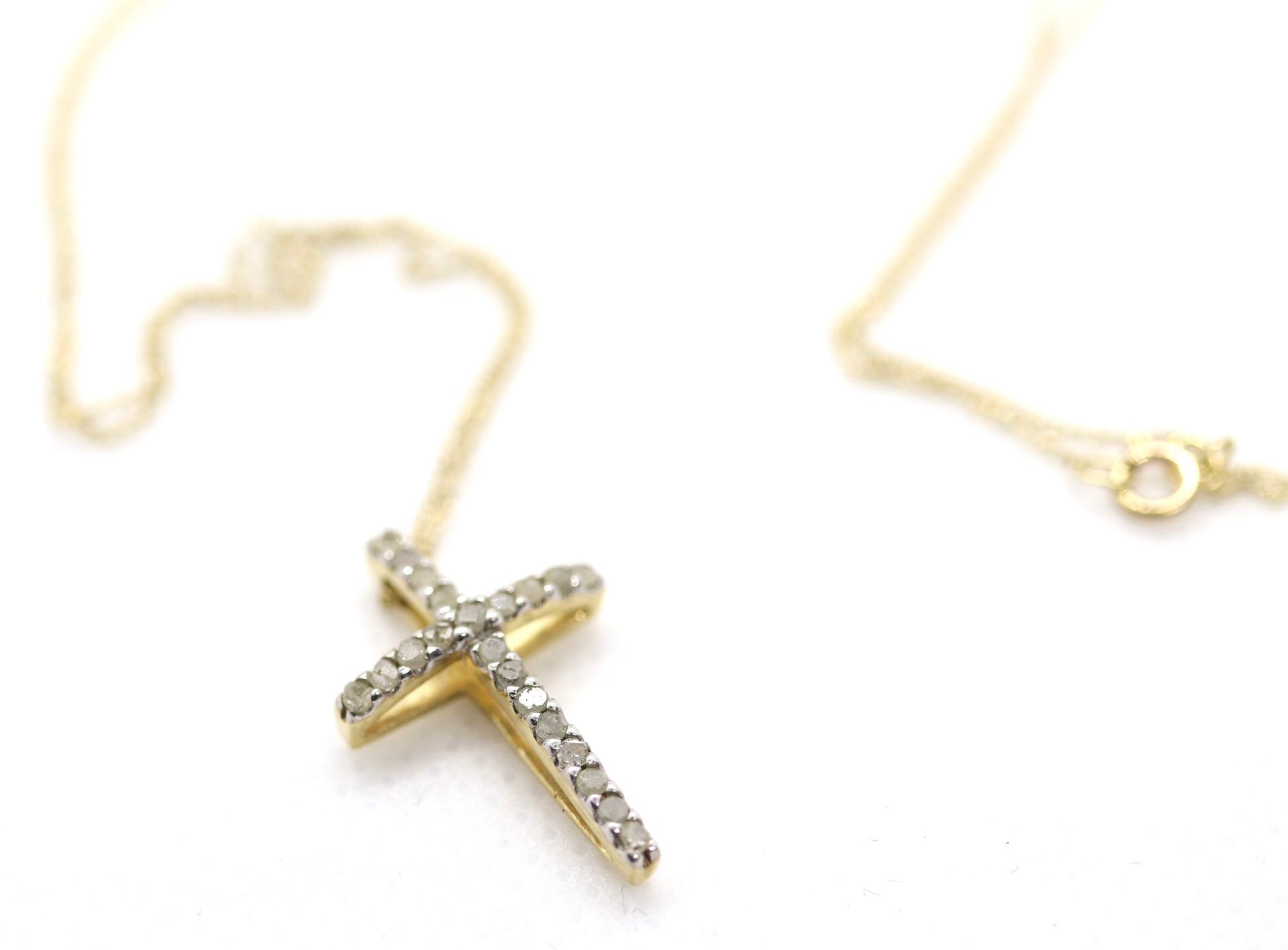 Vintage Crucifix Cross 10k Yellow Gold and Diamond Cross pendant. Crucifix Chain Necklace. Cross with Rough Diamonds. Rope chain necklace.