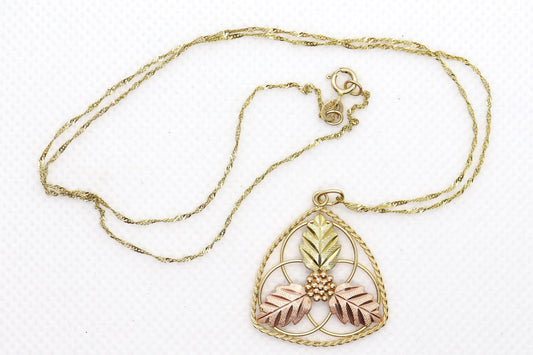 Black Hills Gold Necklace. Vintage 10k Pendant and Necklace made by Black Hills Gold.