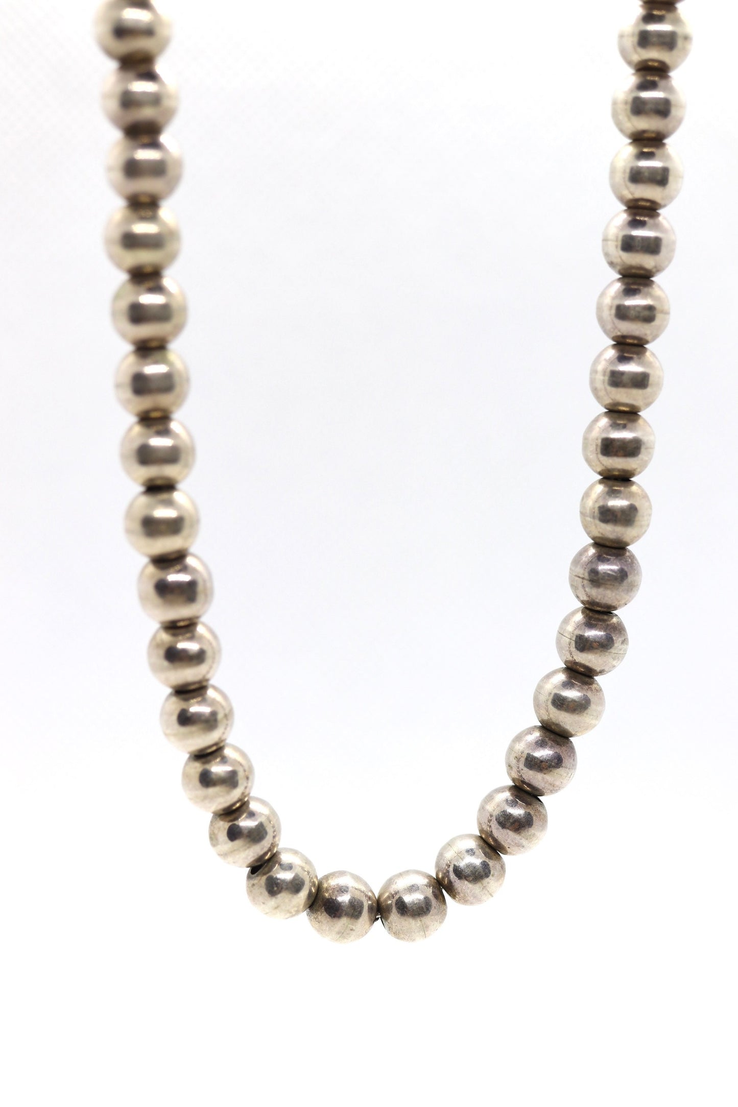 Sterling Silver 925 Bead Necklace. Heavy 8mm beads and 18in length