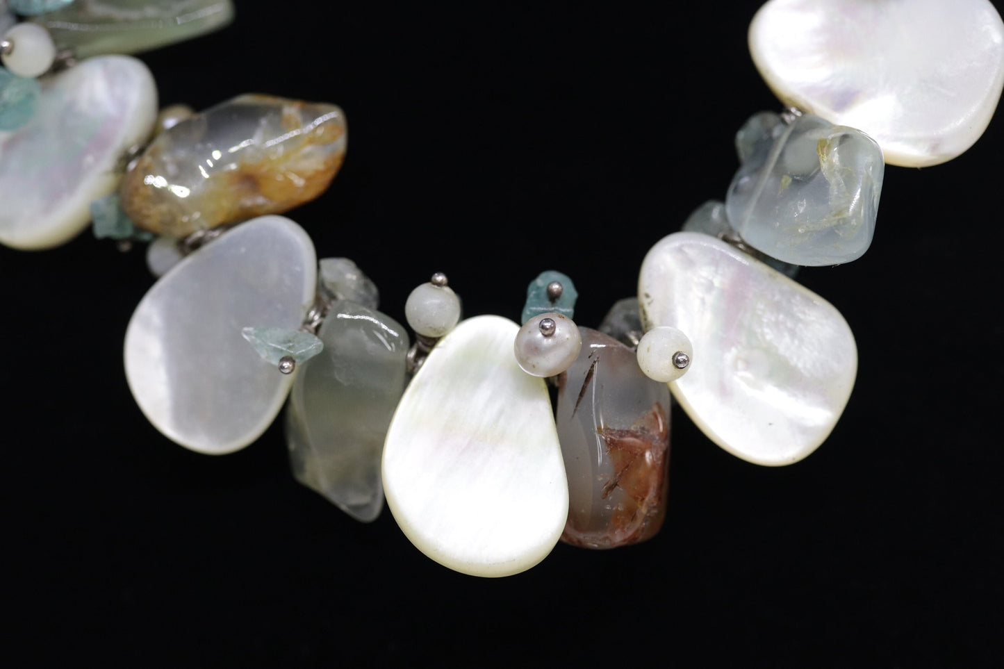 Laura Gibson Necklace. Gibson Sterling Silver Mother of Pearl Dangling Candy multi-gem necklace (459)
