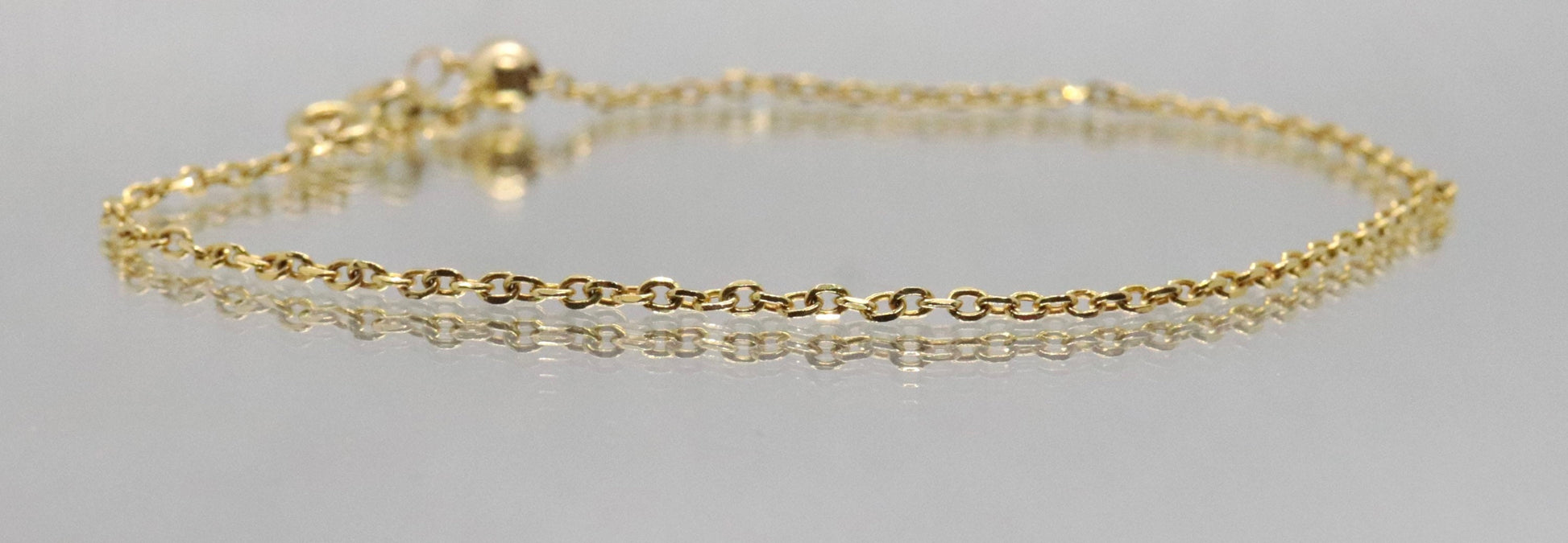 10k Adjustable Slide bracelet. Beautiful heart charm slider slide rolo chain bracelet 8in