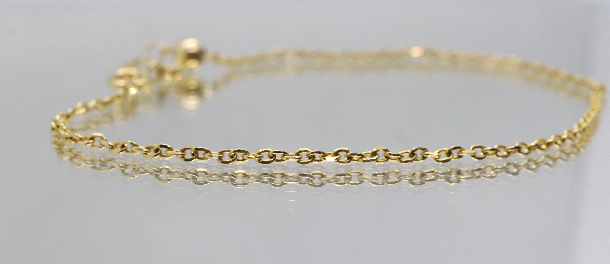 10k Adjustable Slide bracelet. Beautiful heart charm slider slide rolo chain bracelet 8in