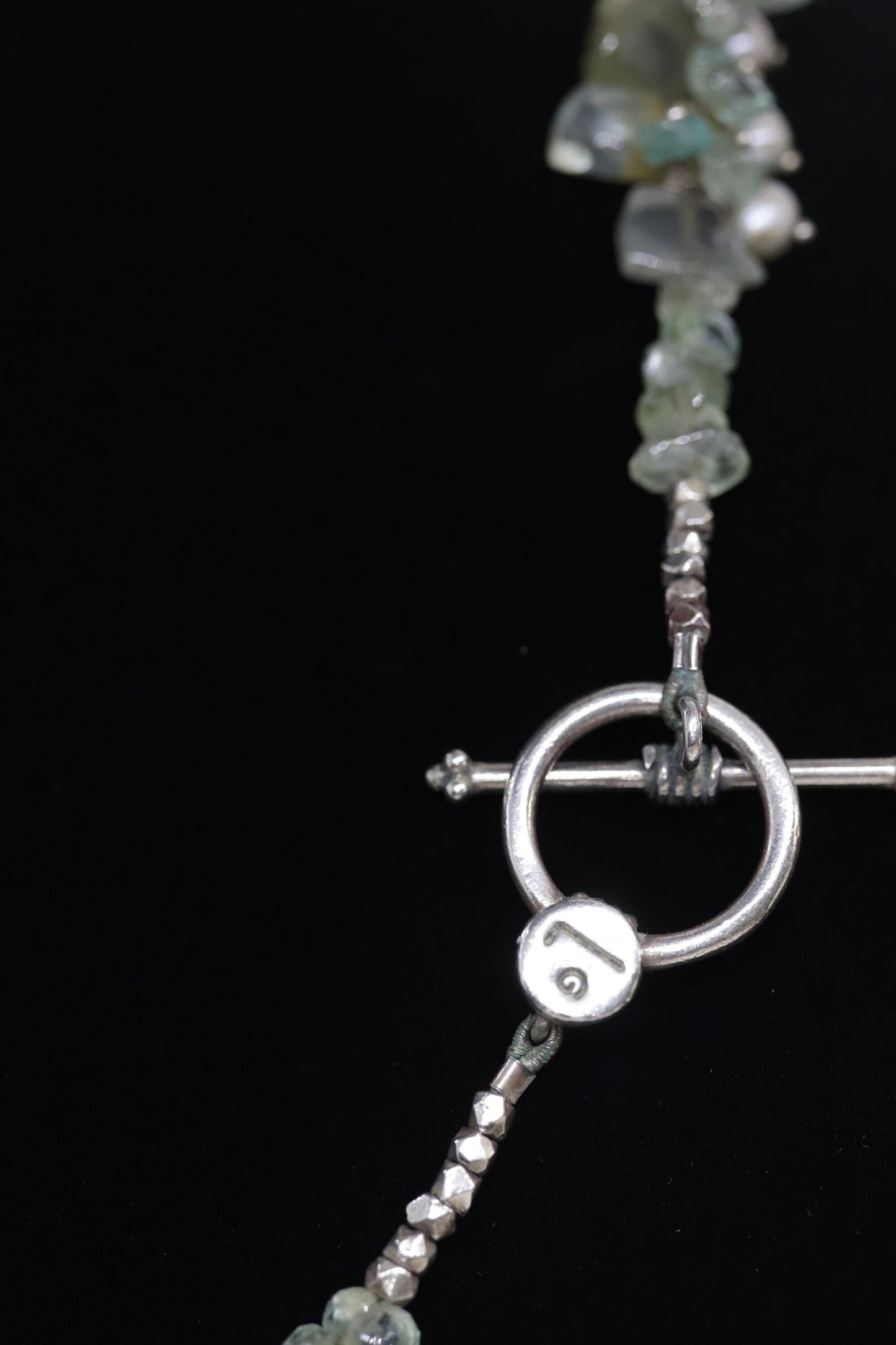 Laura Gibson Necklace. Gibson Sterling Silver Mother of Pearl Dangling Candy multi-gem necklace (459)