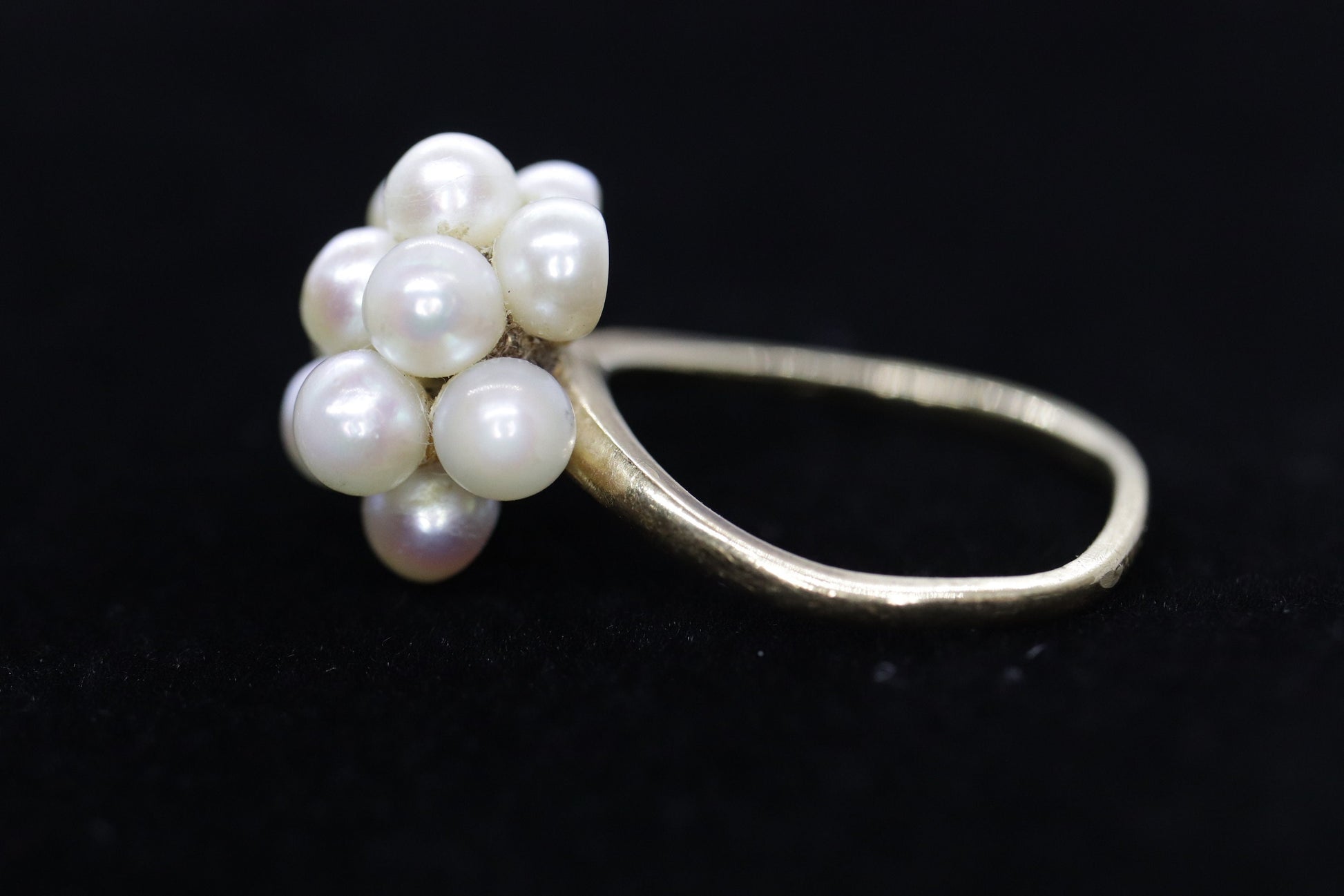 14k Pearl Cluster Ring. Size 6 4mm pearls