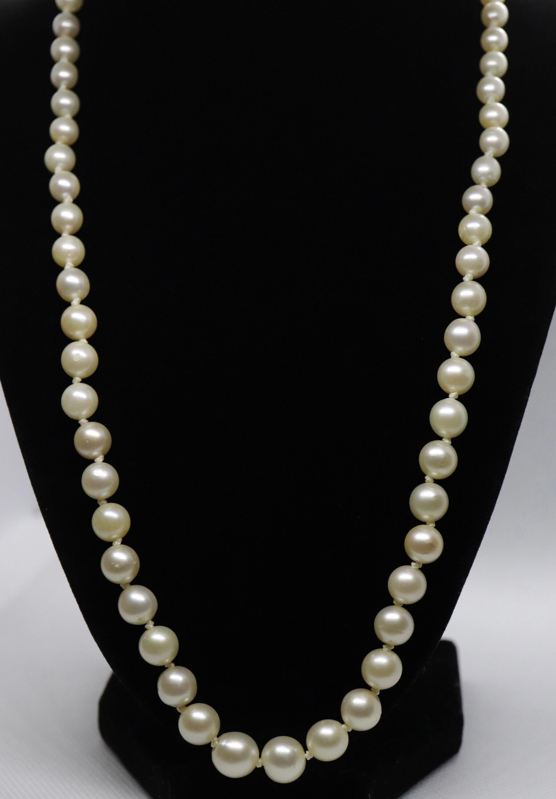 Victorian 6mm-10mm Pearl necklace with Amethyst and pearl seed 14k clasp. 24in