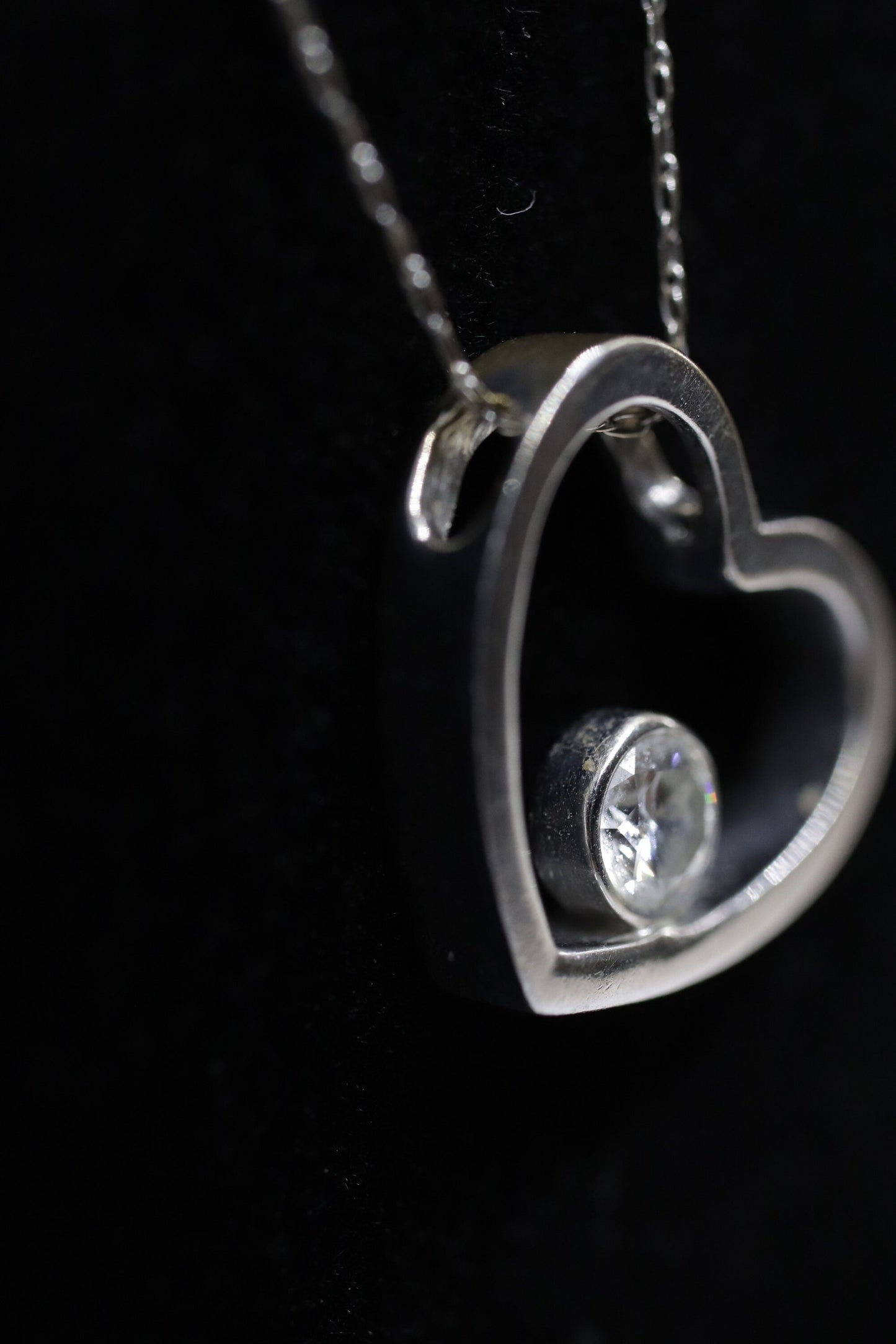 18k Open Heart 0.21ct Diamond Solitaire pendant. 14k 20in thin necklace. Bezel Diamond pendant