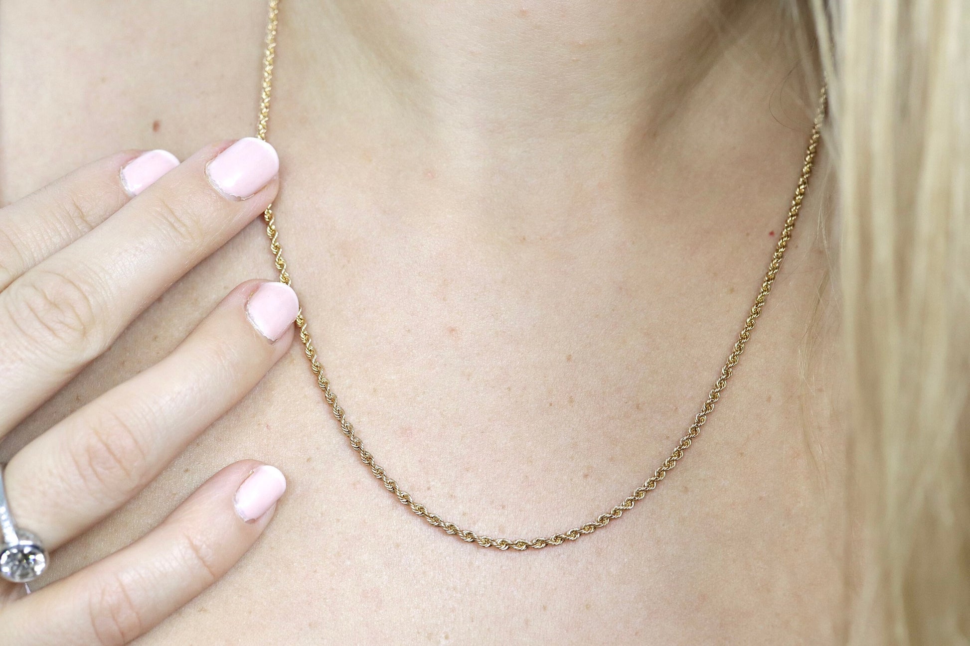 14k Rope Necklace. PERU 14k Hollow rope necklace. 20in 2mm wide
