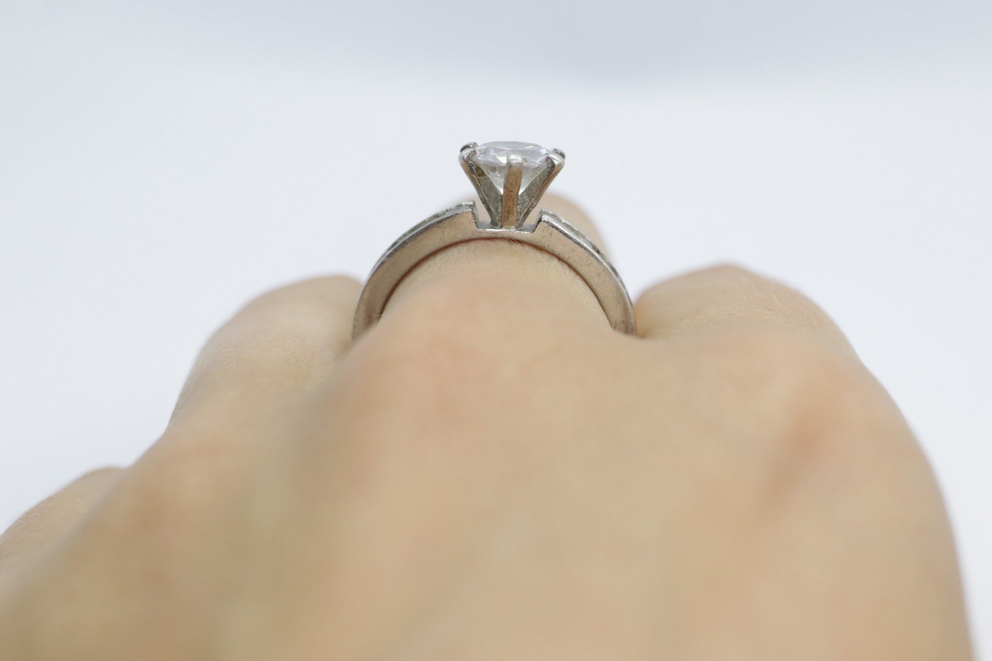 CZ Large Solitaire style Sterling Silver Ring.