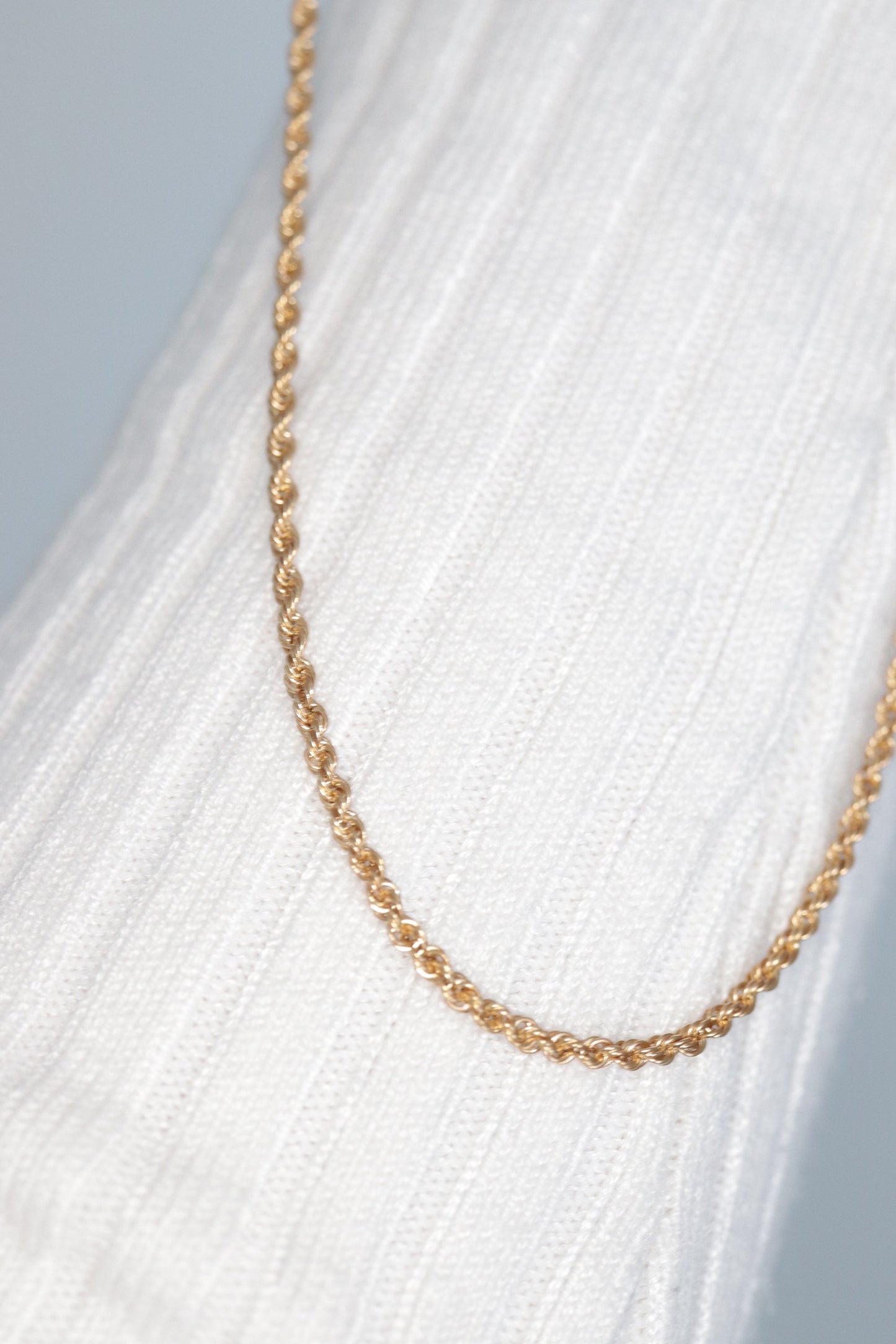 14k Rope Necklace. PERU 14k Hollow rope necklace. 20in 2mm wide