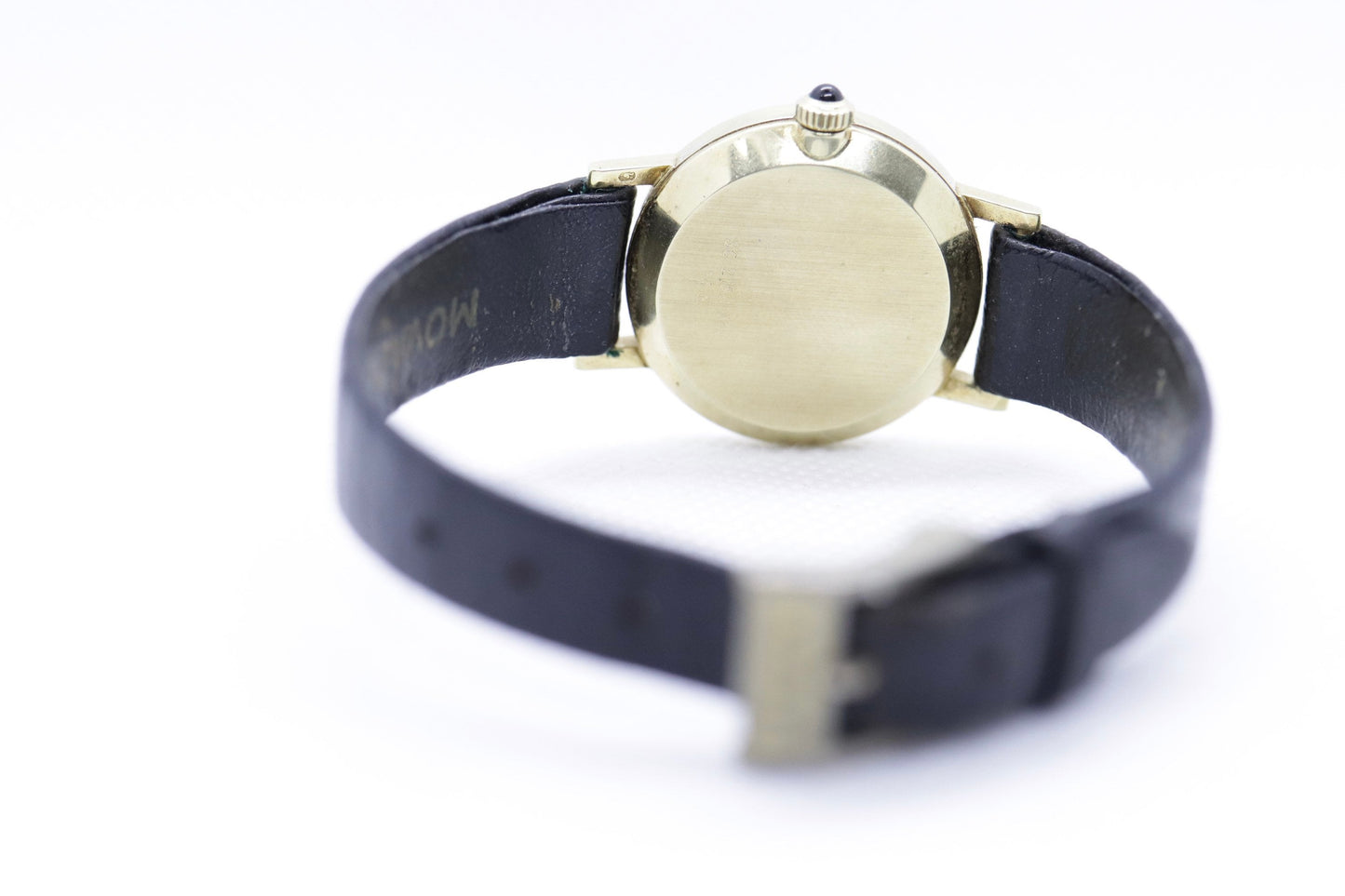 14k MOVADO Zenith Round Mechanical Watch. Movado Vintage Ladies watch with black leather band st(124/85)