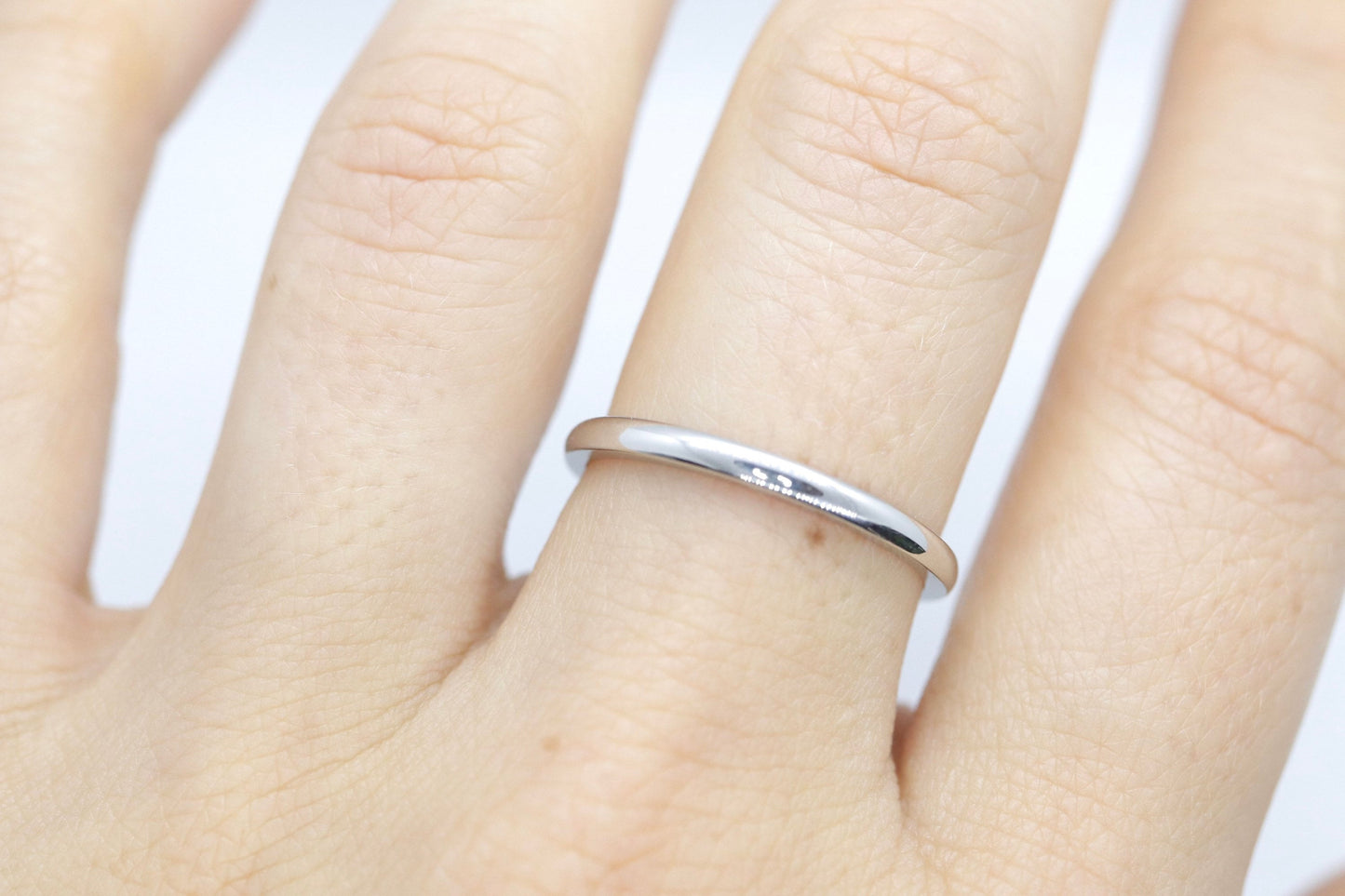 Platinum Band 2mm wide. Half round thin wedding band. Platinum ring. Band for Women and Men. Size 8.5. Platinum
