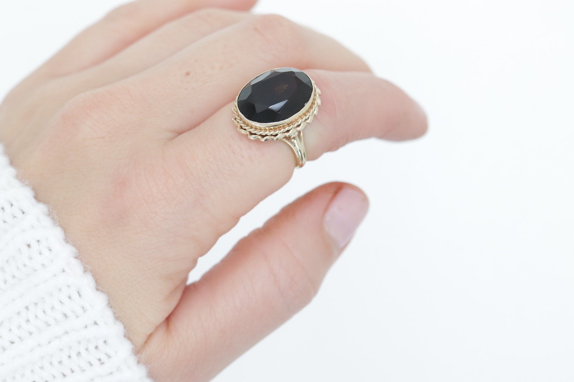 10k Smoky QUARTZ Large Bezel set ring. Large Oval Smokey Quartz Cocktail Cathedral ring(88)