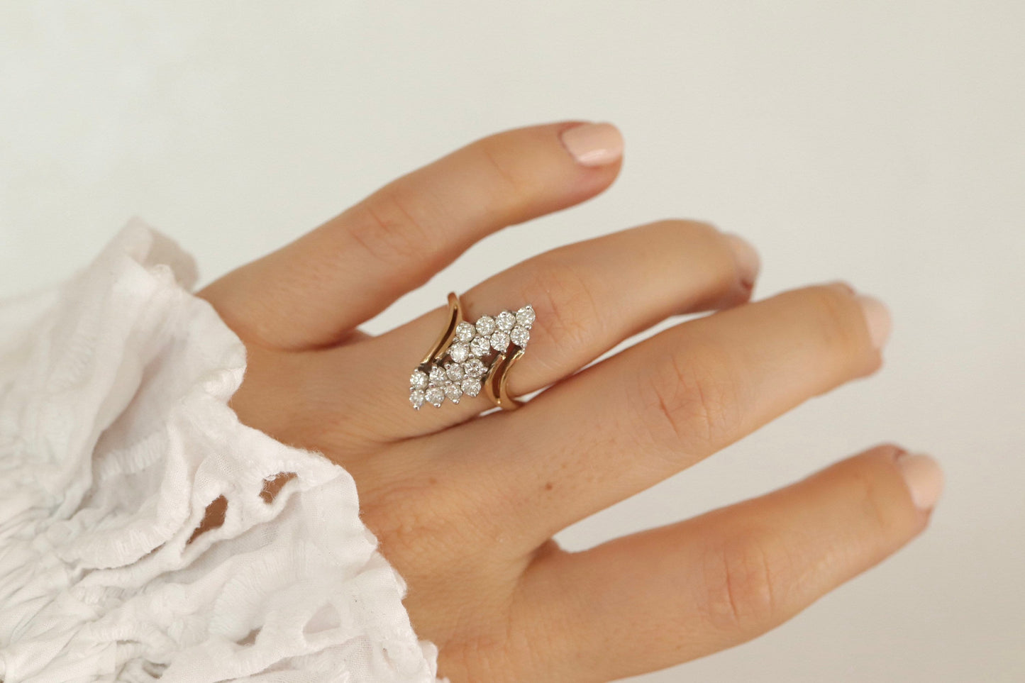 14k Yellow Gold Ring. Round Diamond Cluster Ring. Waterfall diamond. 0.96ctw diamonds st546