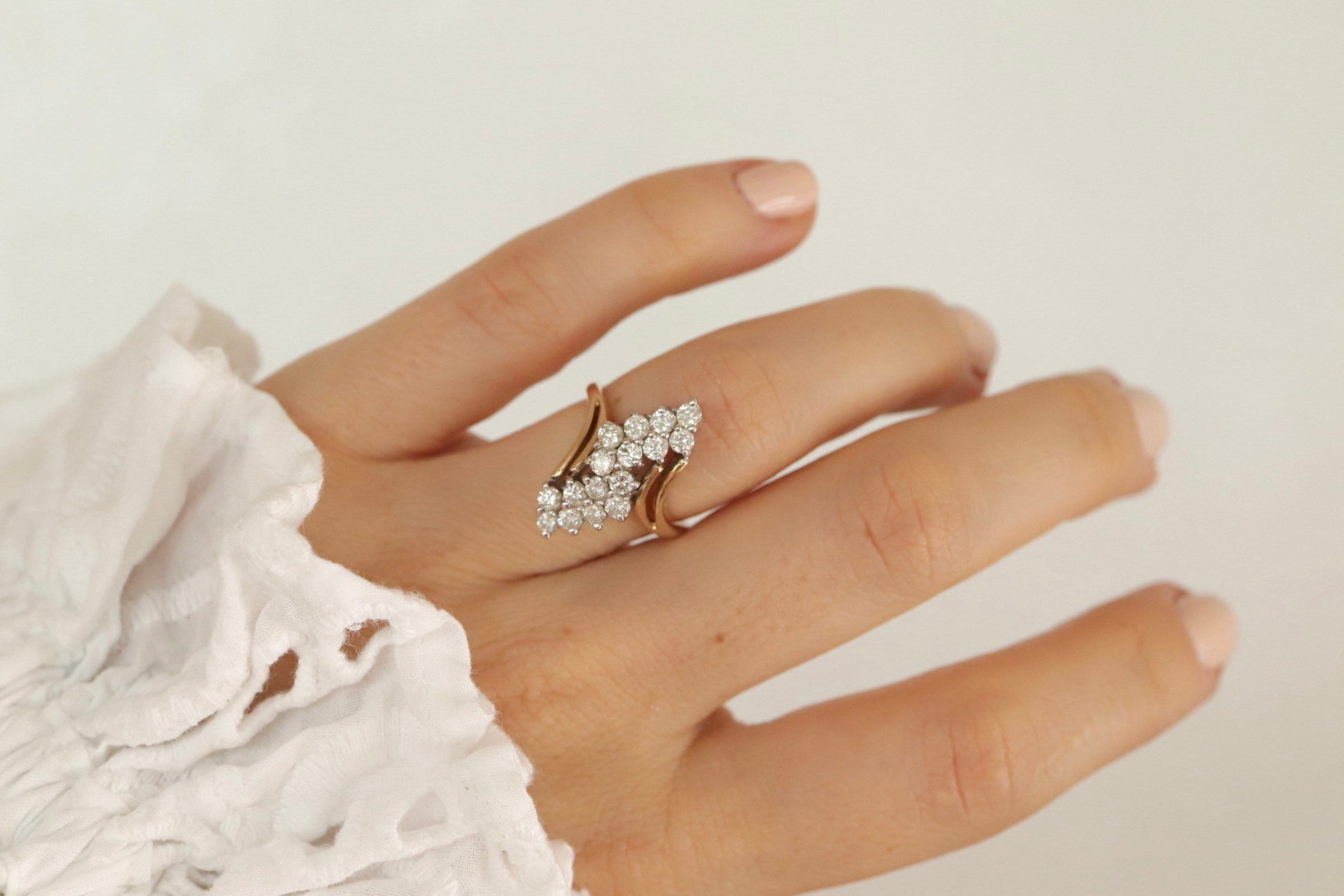 14k Yellow Gold Ring. Round Diamond Cluster Ring. Waterfall diamond. 0.96ctw diamonds st546