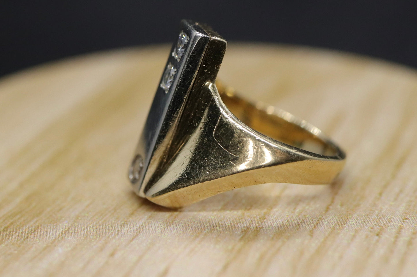 14k Jostens Twin DIAMOND ring. 14k White and Yellow gold bypass ring. Beautiful pinky ring. Sz4