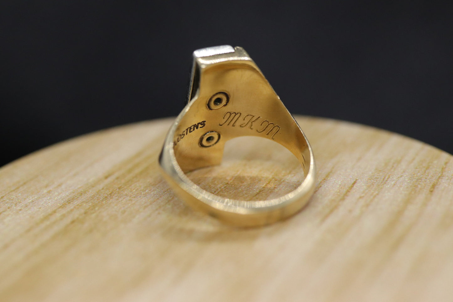 14k Jostens Twin DIAMOND ring. 14k White and Yellow gold bypass ring. Beautiful pinky ring. Sz4