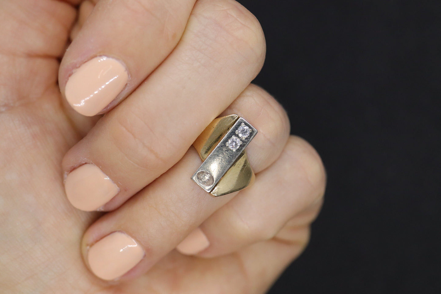 14k Jostens Twin DIAMOND ring. 14k White and Yellow gold bypass ring. Beautiful pinky ring. Sz4