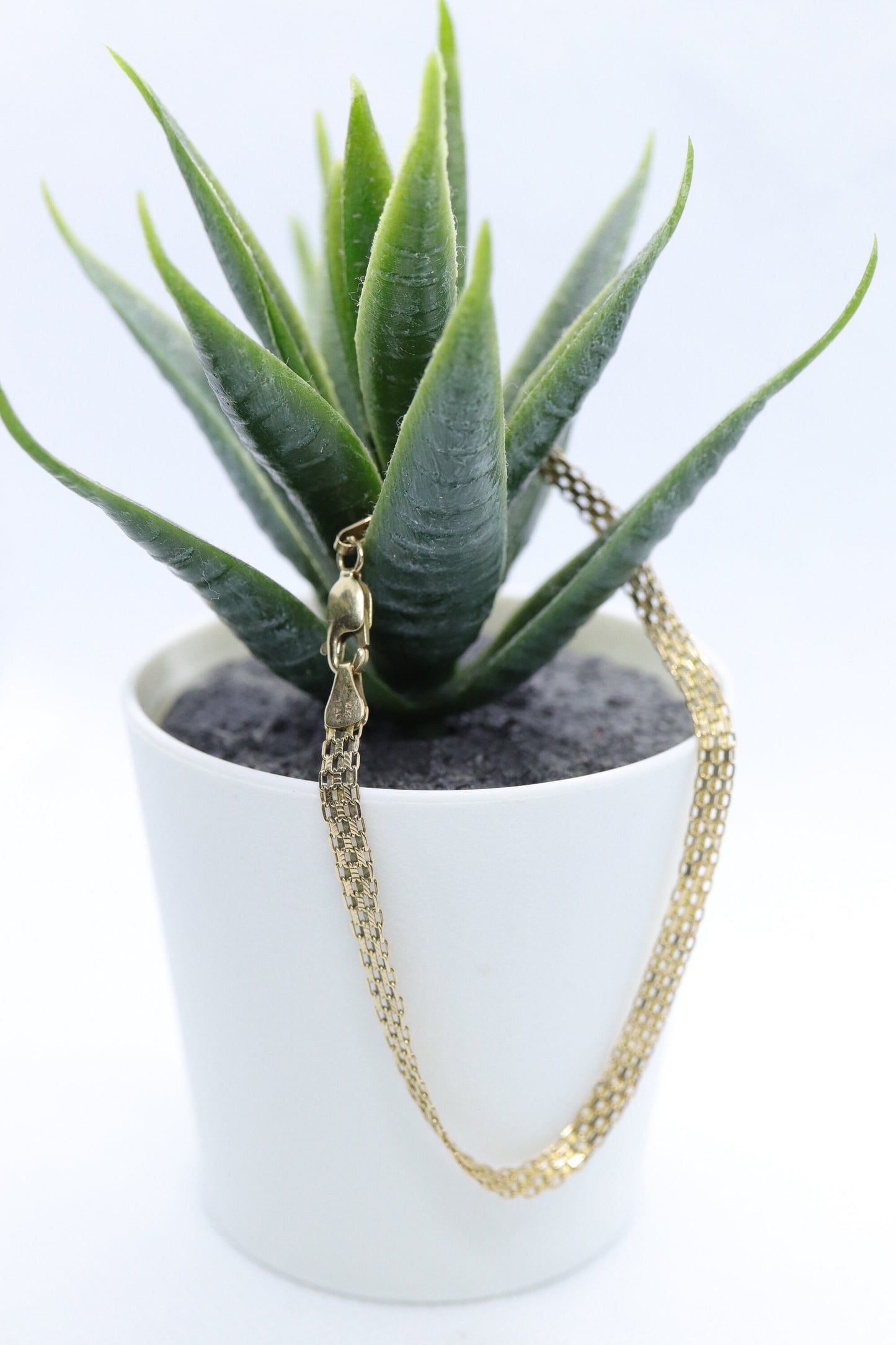 10k Bismark Chain Mesh Bracelet. 3 Row Mesh link Yellow gold Bracelet.