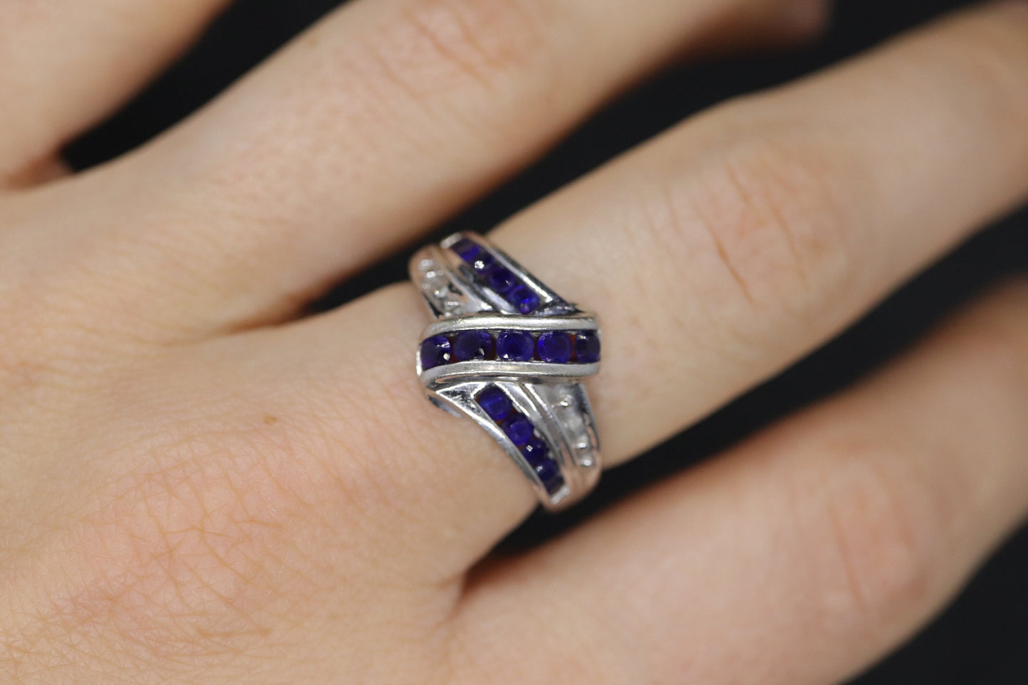 10k Blue Sapphire Bypass ring. 10k THL Samuel Aaron st74