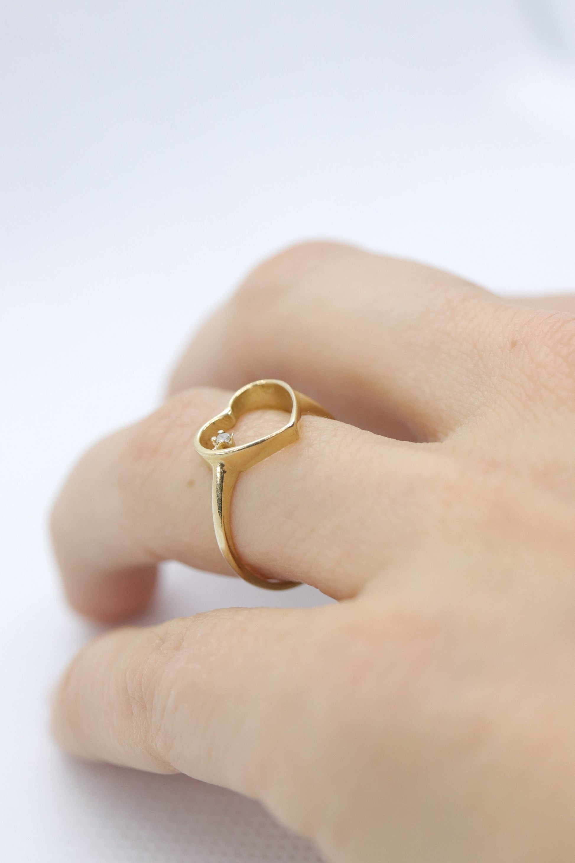 14k Open Heart and diamond ring. Dainty Heart love beat ring.