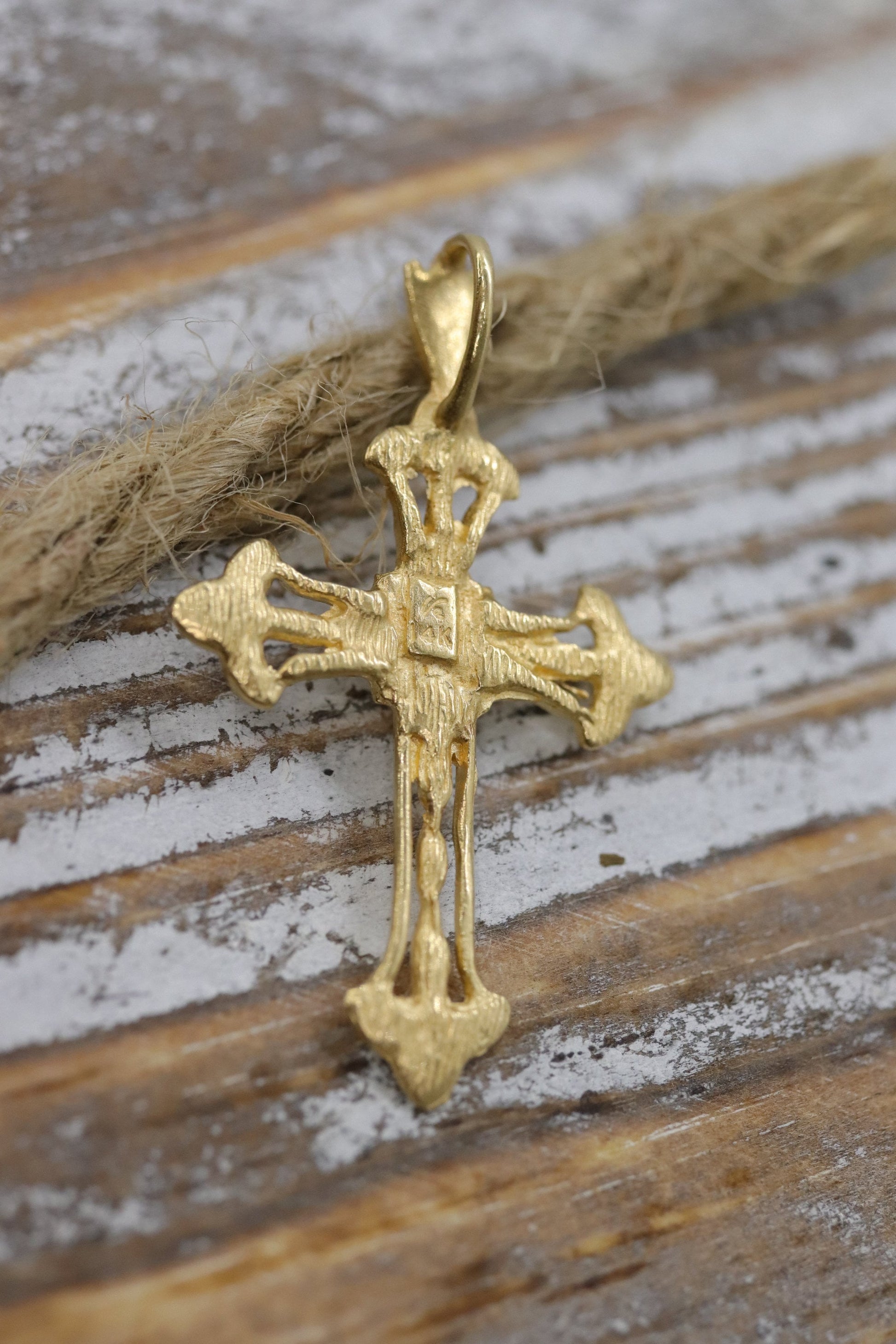 14k Gold Cross Crucifix . 14k engraved cross