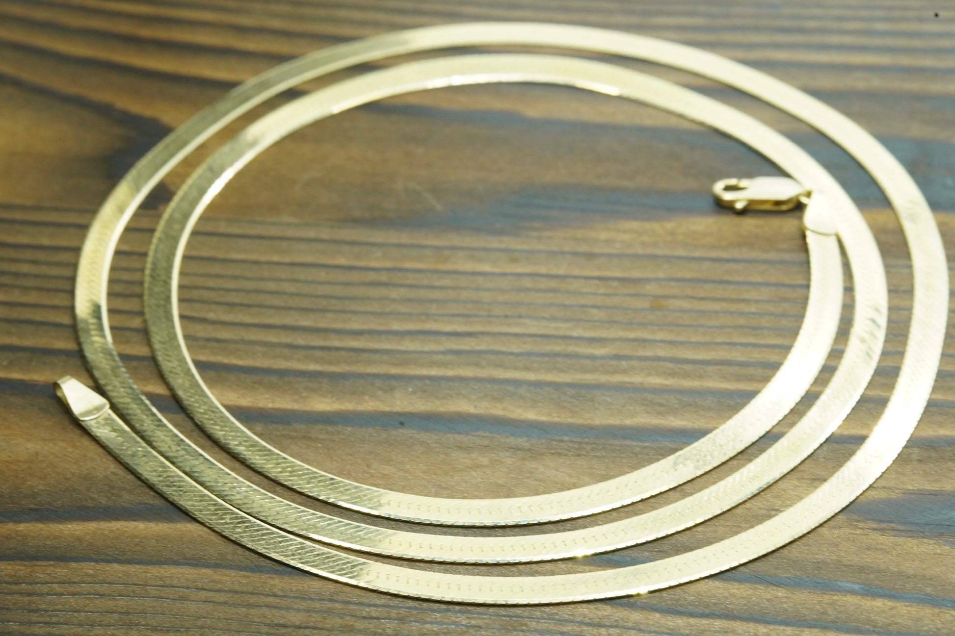 14k Herringbone Chain Necklace. 14k High Polish Gloss Necklace 4mm 29in 18.7grams