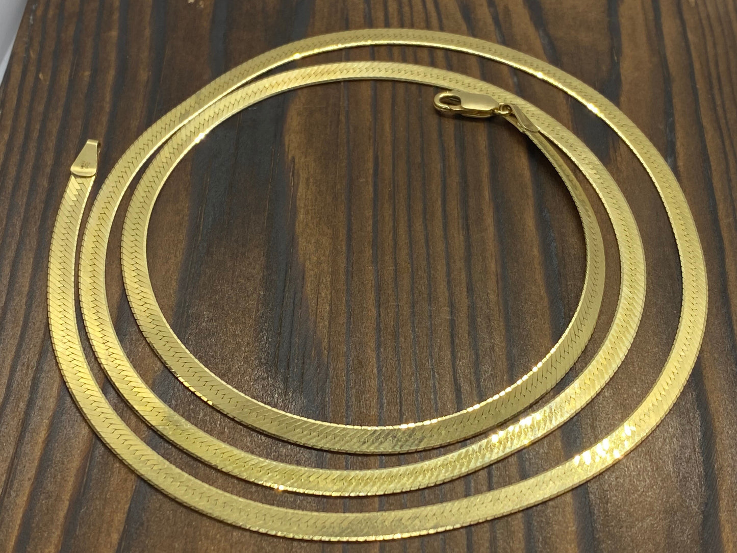 14k Herringbone Chain Necklace. 14k High Polish Gloss Necklace 4mm 29in 18.7grams