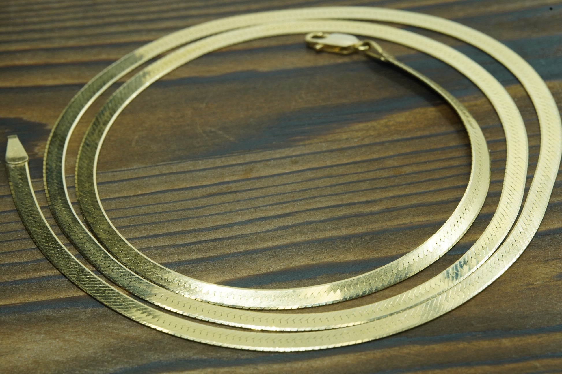 14k Herringbone Chain Necklace. 14k High Polish Gloss Necklace 4mm 29in 18.7grams