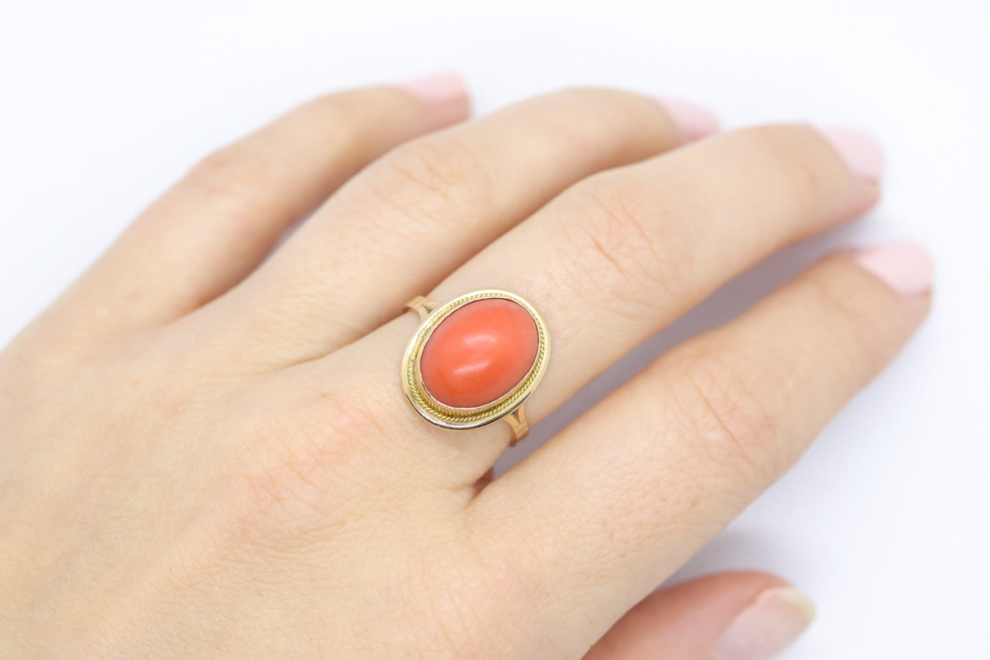 18k Large Oval Orange CORAL ring. 18k Coral Cabochon bezel set statement ring