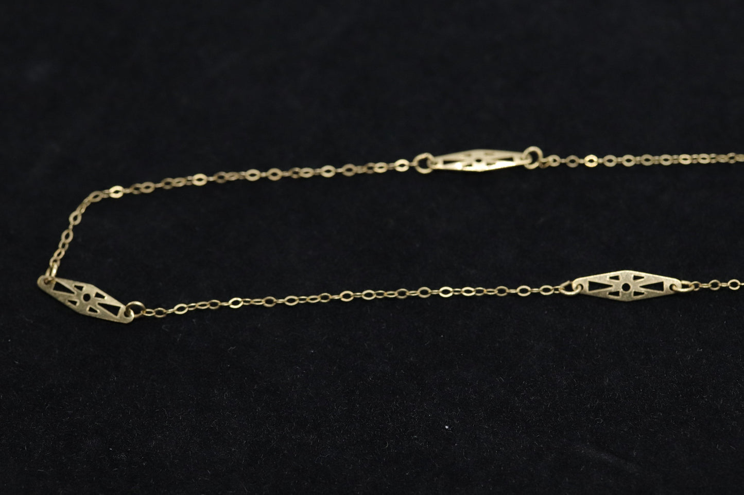 14k dainty ornate filigree cable chain necklace. 15in