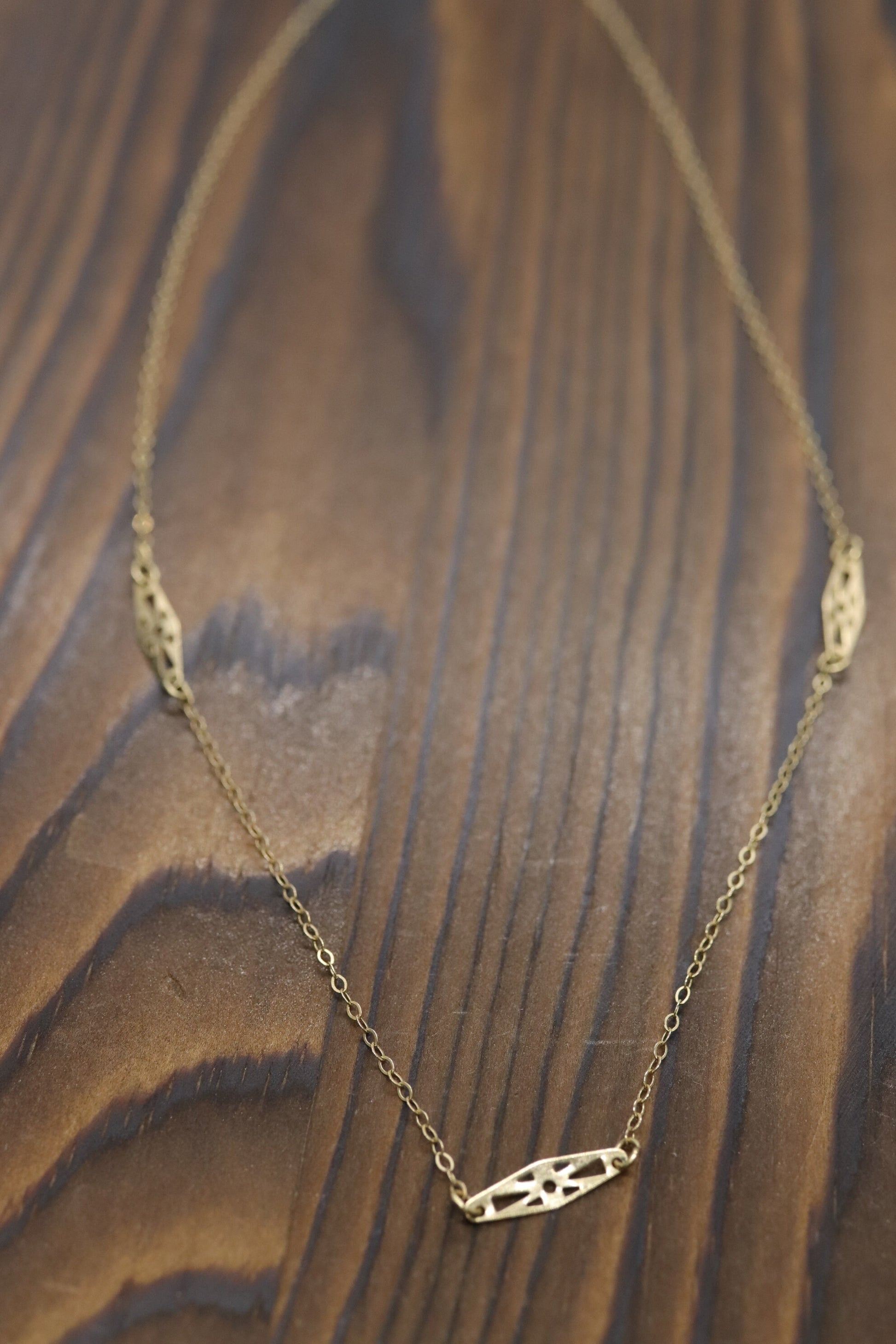 14k dainty ornate filigree cable chain necklace. 15in