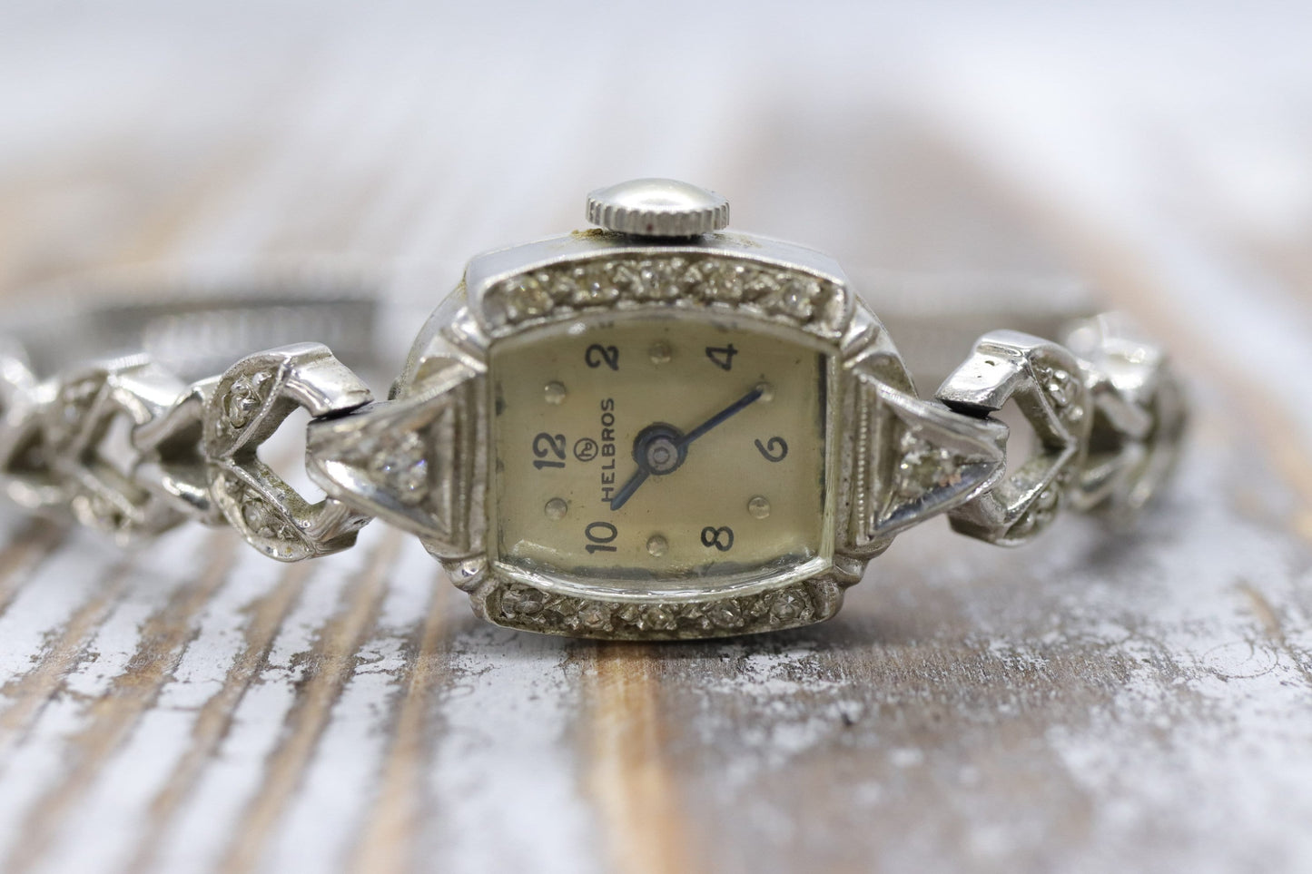 14k Helbros LADIES wrist watch. 14k Manual watch with 0.30ctw+/- diamonds.