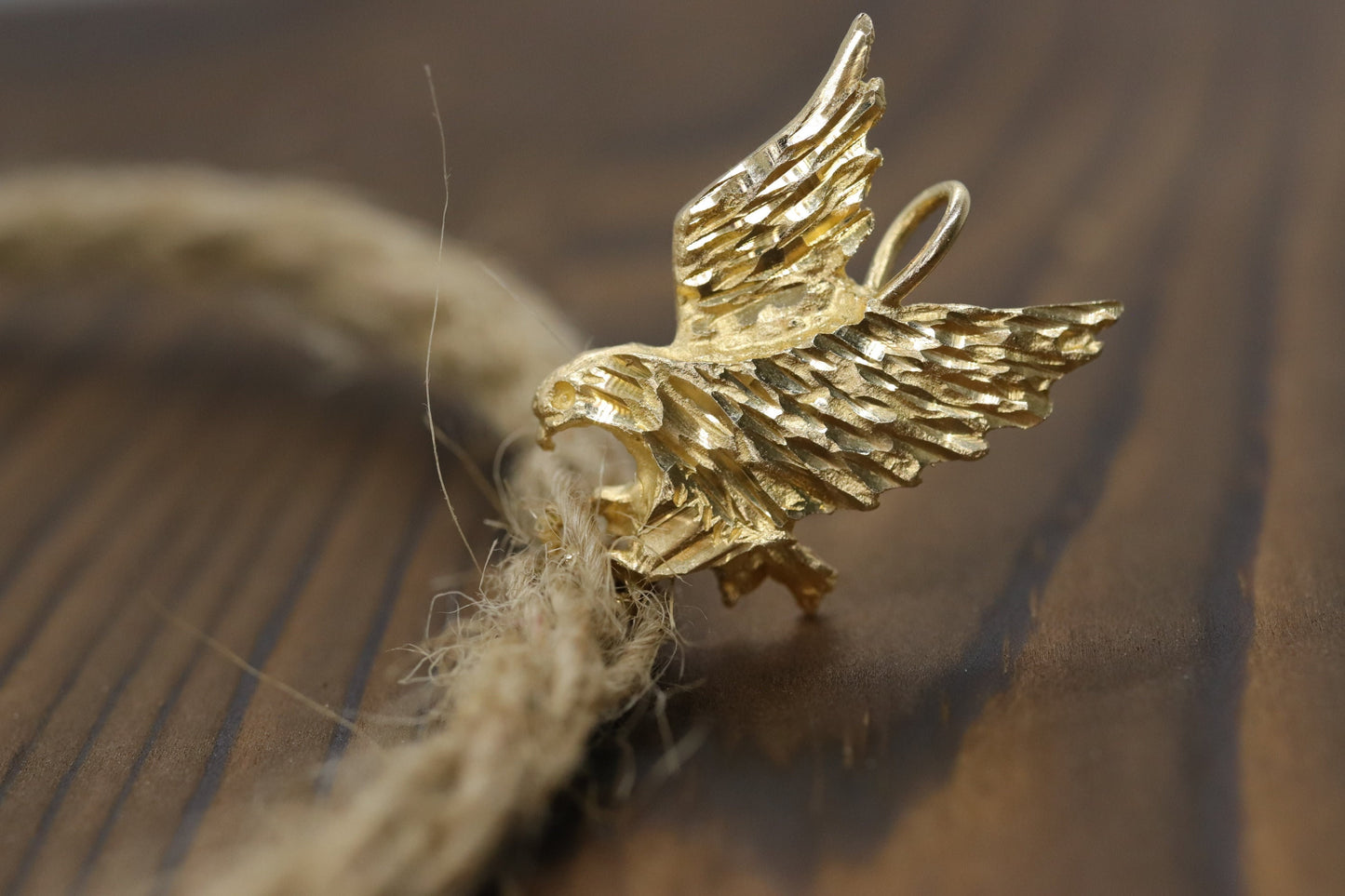 14k Eagle Pendant. 14k Eagle ready to pounce charm