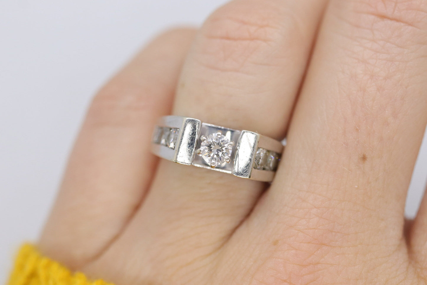 14k Diamond Solitaire with accents. 1.09ctw diamonds Vintage 14k Engagement or Wedding ring.