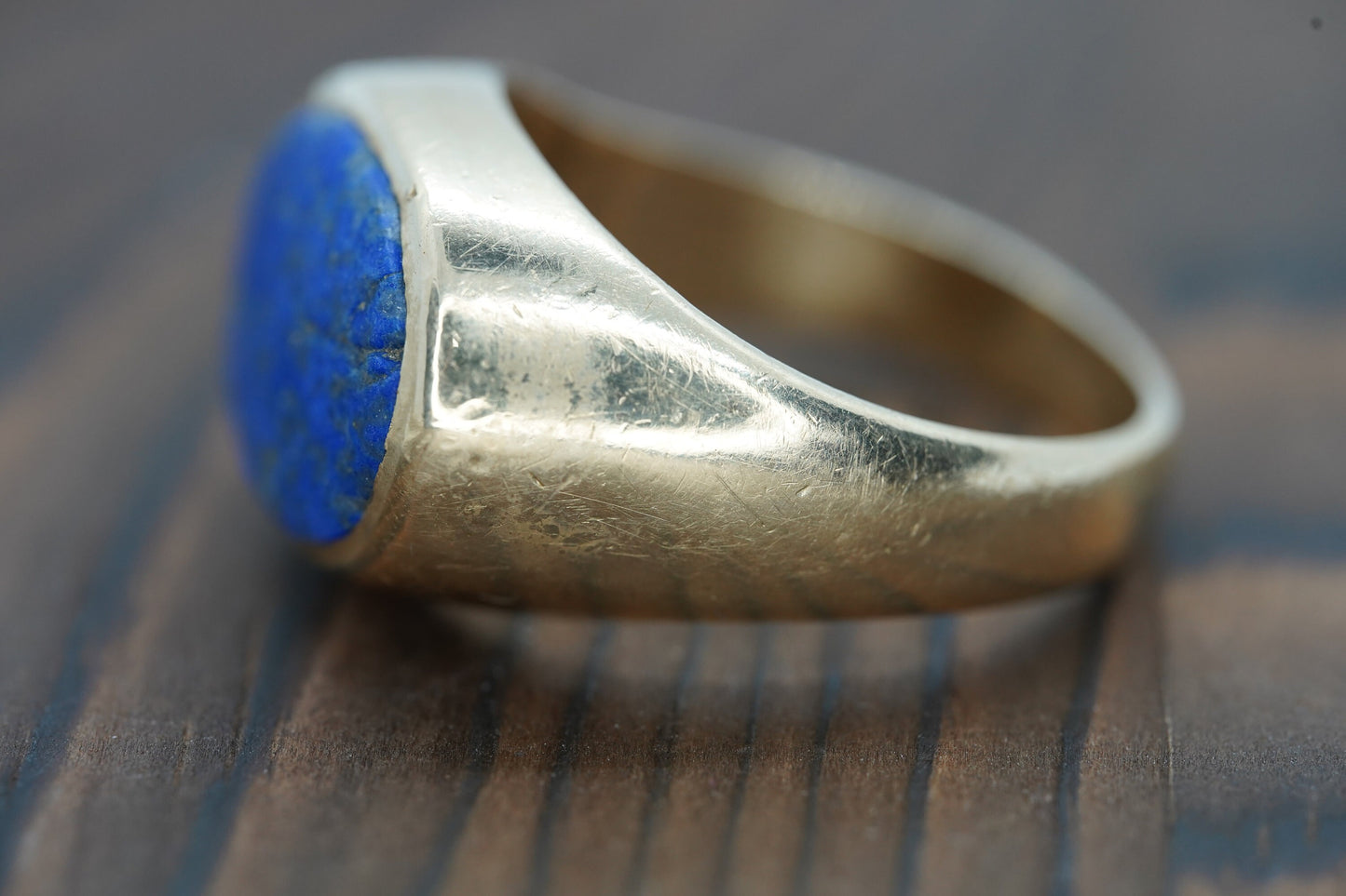 14k Mens Lapis Lazuli ring. 14k Oval Lapis Lazuli bezel set in a Heavy shank. SZ 11 13.1grams