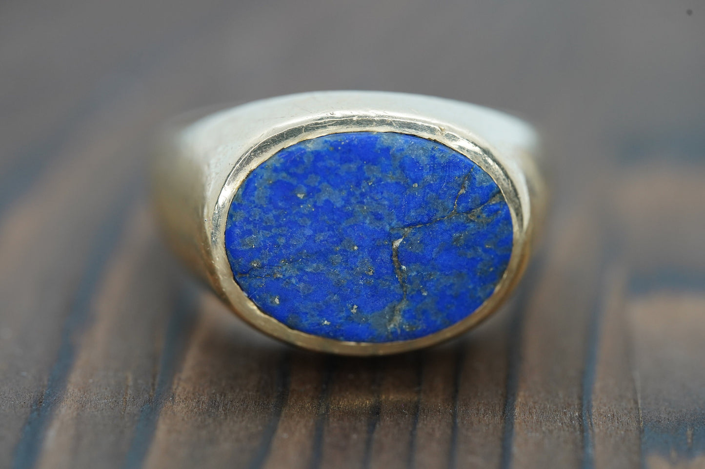 14k Mens Lapis Lazuli ring. 14k Oval Lapis Lazuli bezel set in a Heavy shank. SZ 11 13.1grams