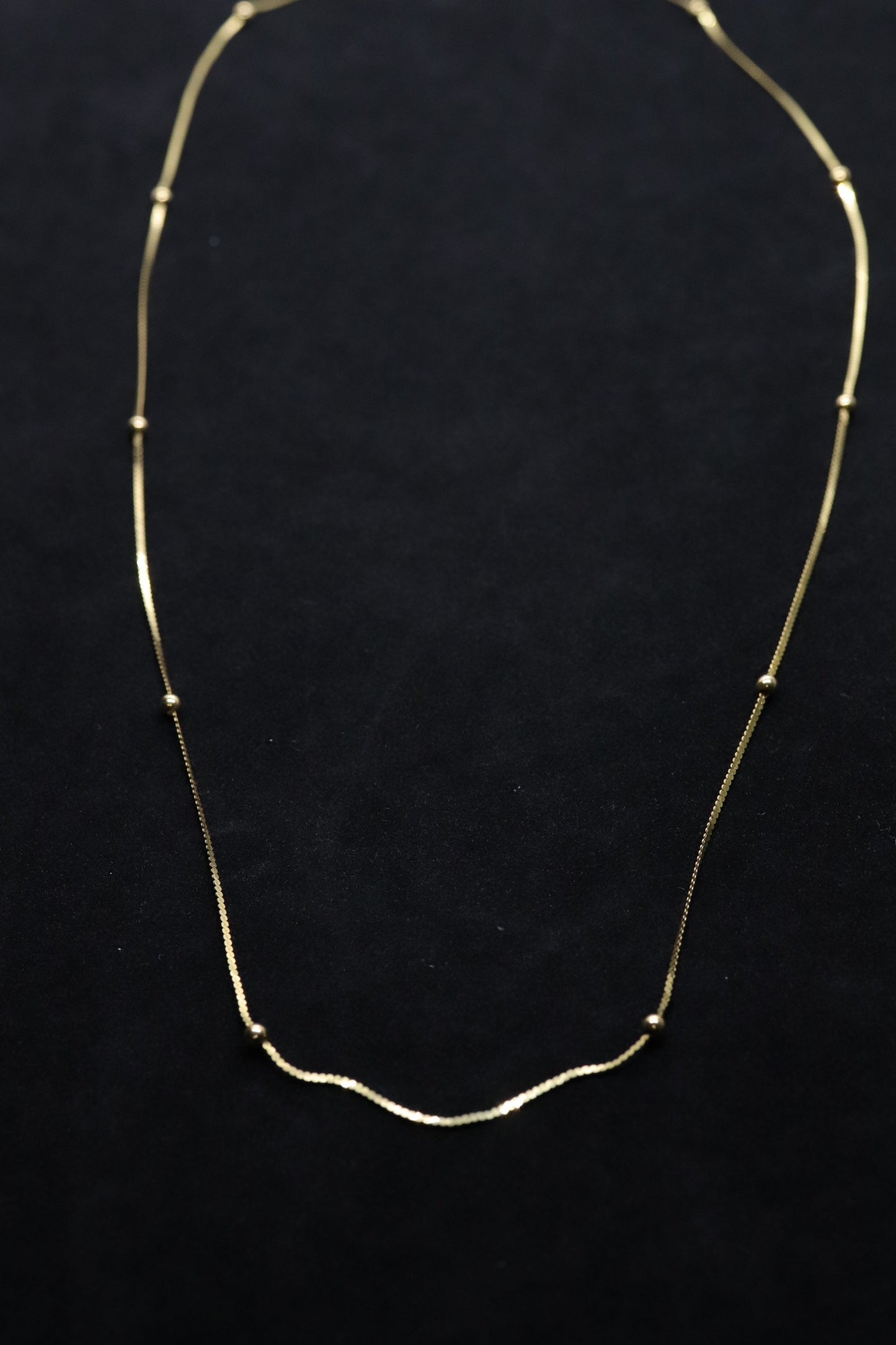 14k S-Link Serpentine BEAD necklace. Italy. 24in 1mm wide 2.7grams chain