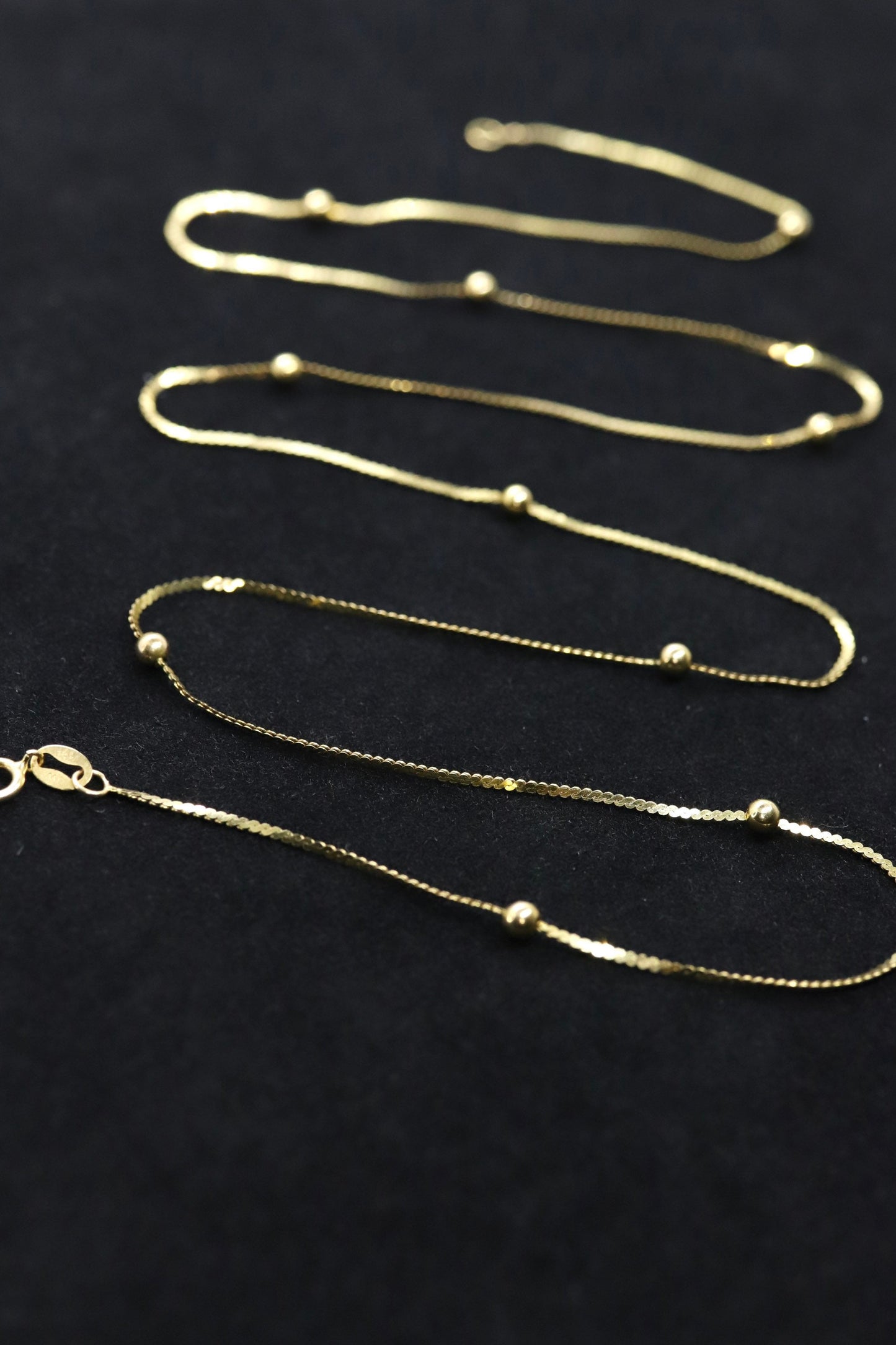 14k S-Link Serpentine BEAD necklace. Italy. 24in 1mm wide 2.7grams chain