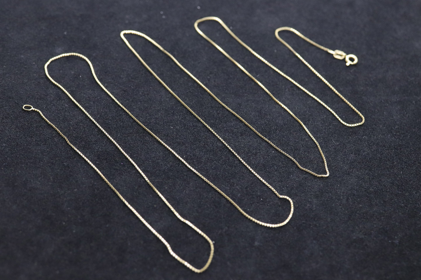 14k dainty Box chain necklace. 14k GOLD Box Chain necklace. 31in 1.3grams 1mm wide