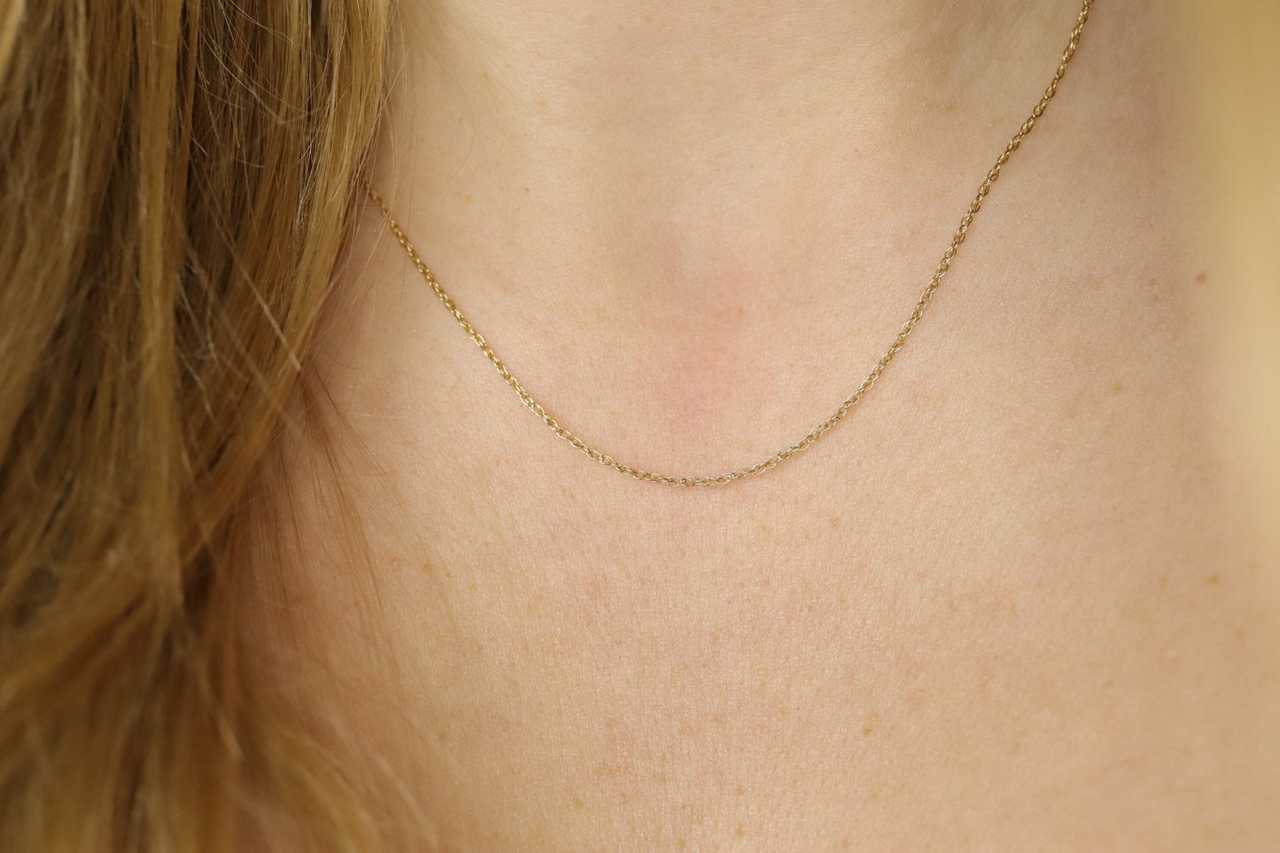 14k dainty twisted rope wheat chain necklace. 16in