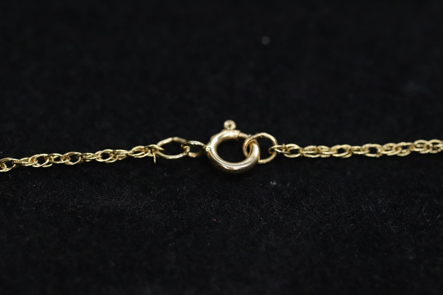 14k dainty twisted rope wheat chain necklace. 16in