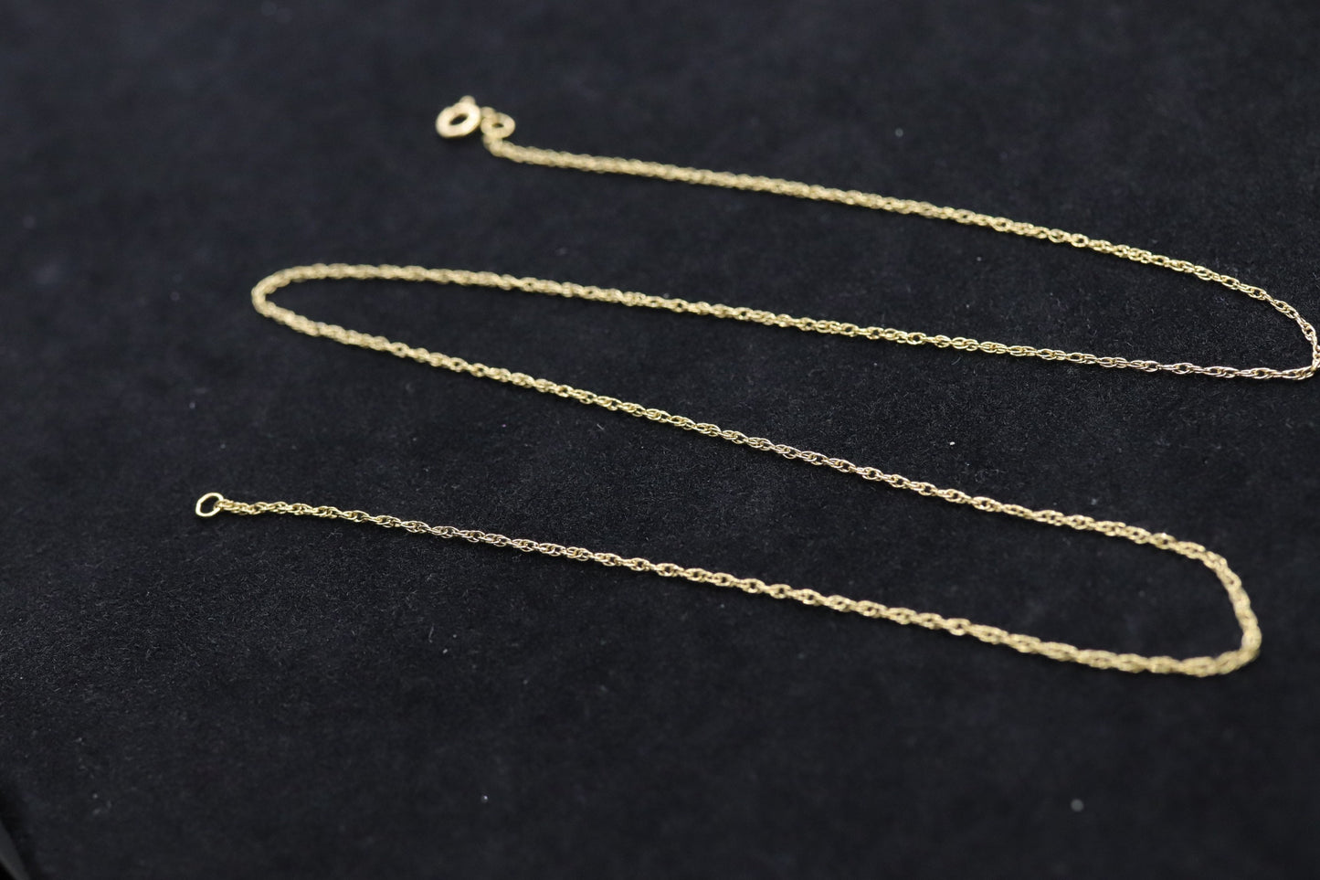 14k dainty twisted rope wheat chain necklace. 16in