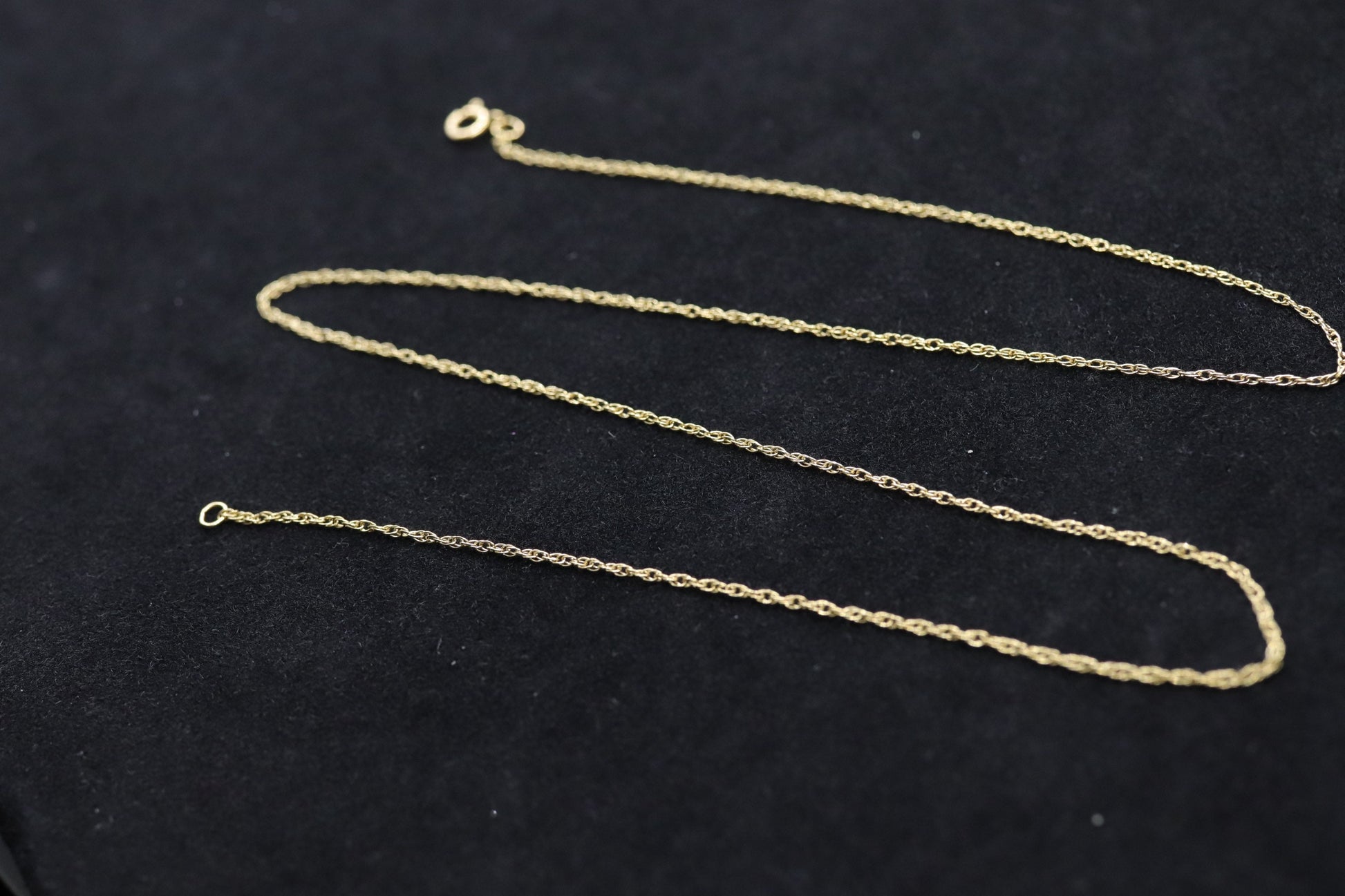 14k dainty twisted rope wheat chain necklace. 16in